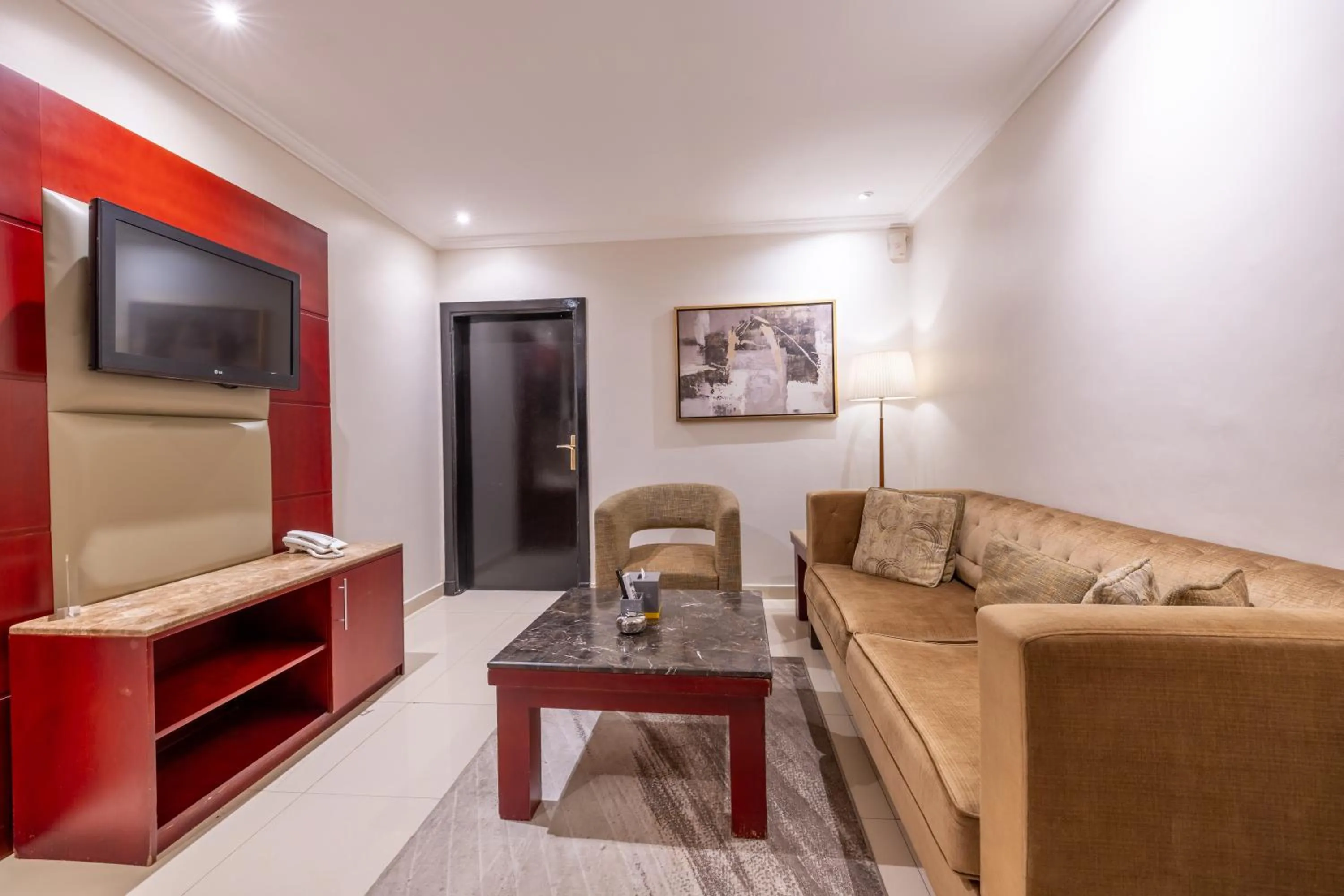 Al Muhaidb Residence Al Takhasossi 3