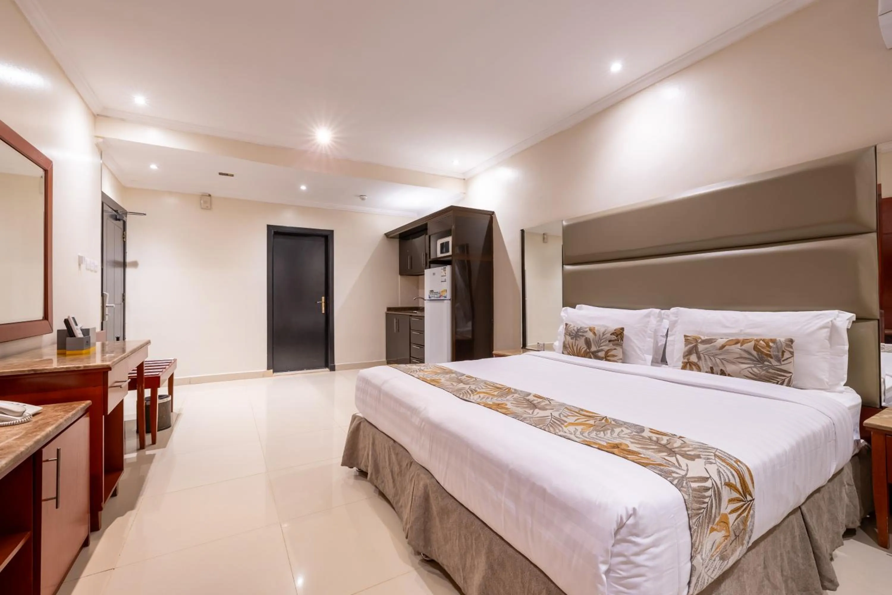 Bed in Al Muhaidb Residence Al Takhasossi 3