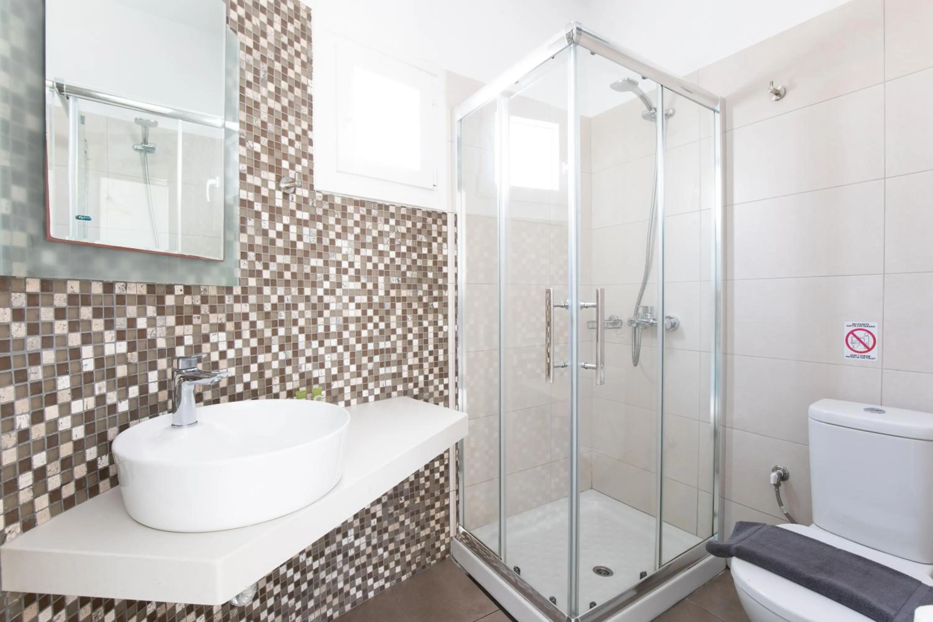 Bathroom in Cyclades Blue