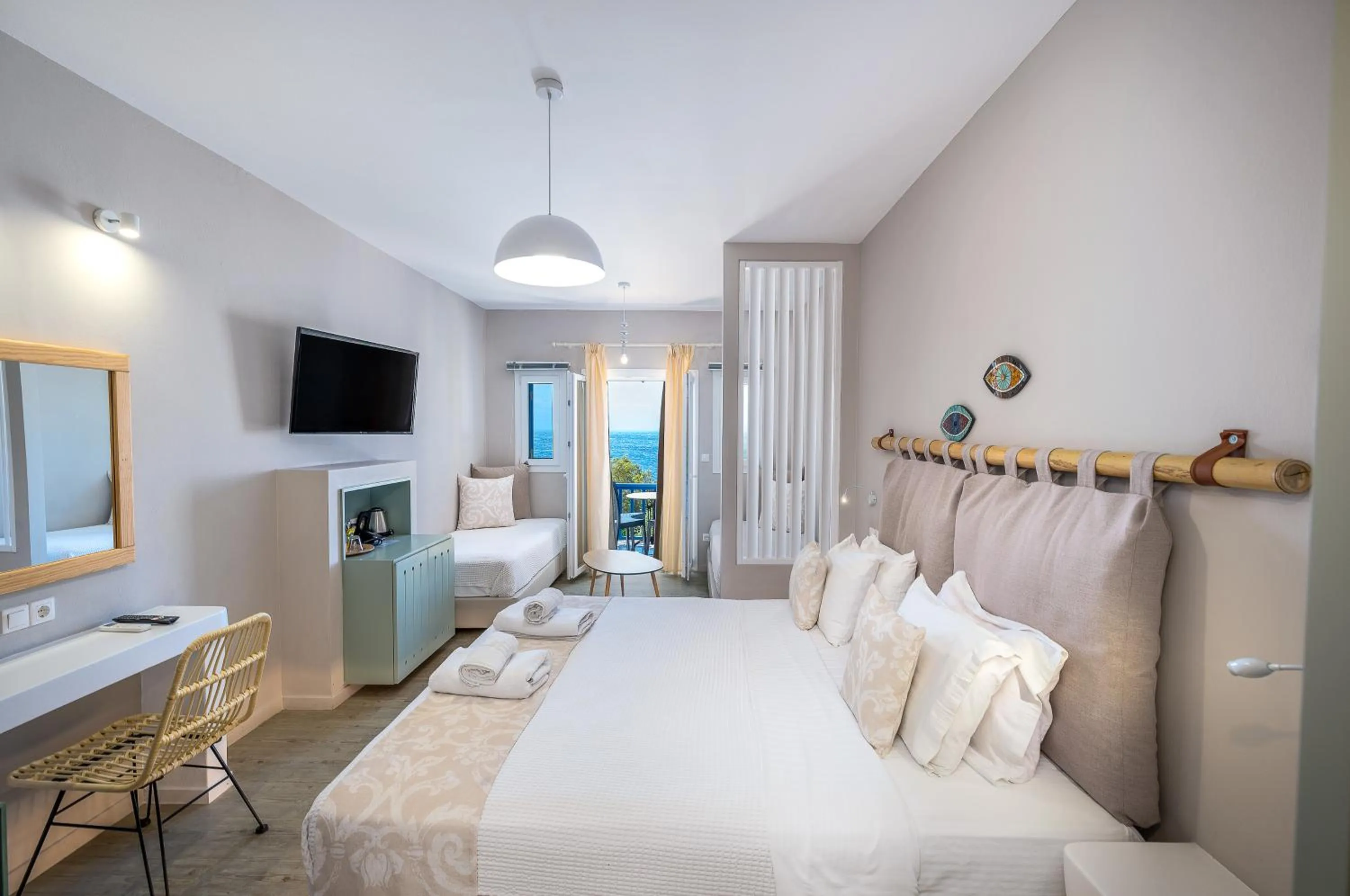 Bedroom, Bed in Blue Bay Resort Village