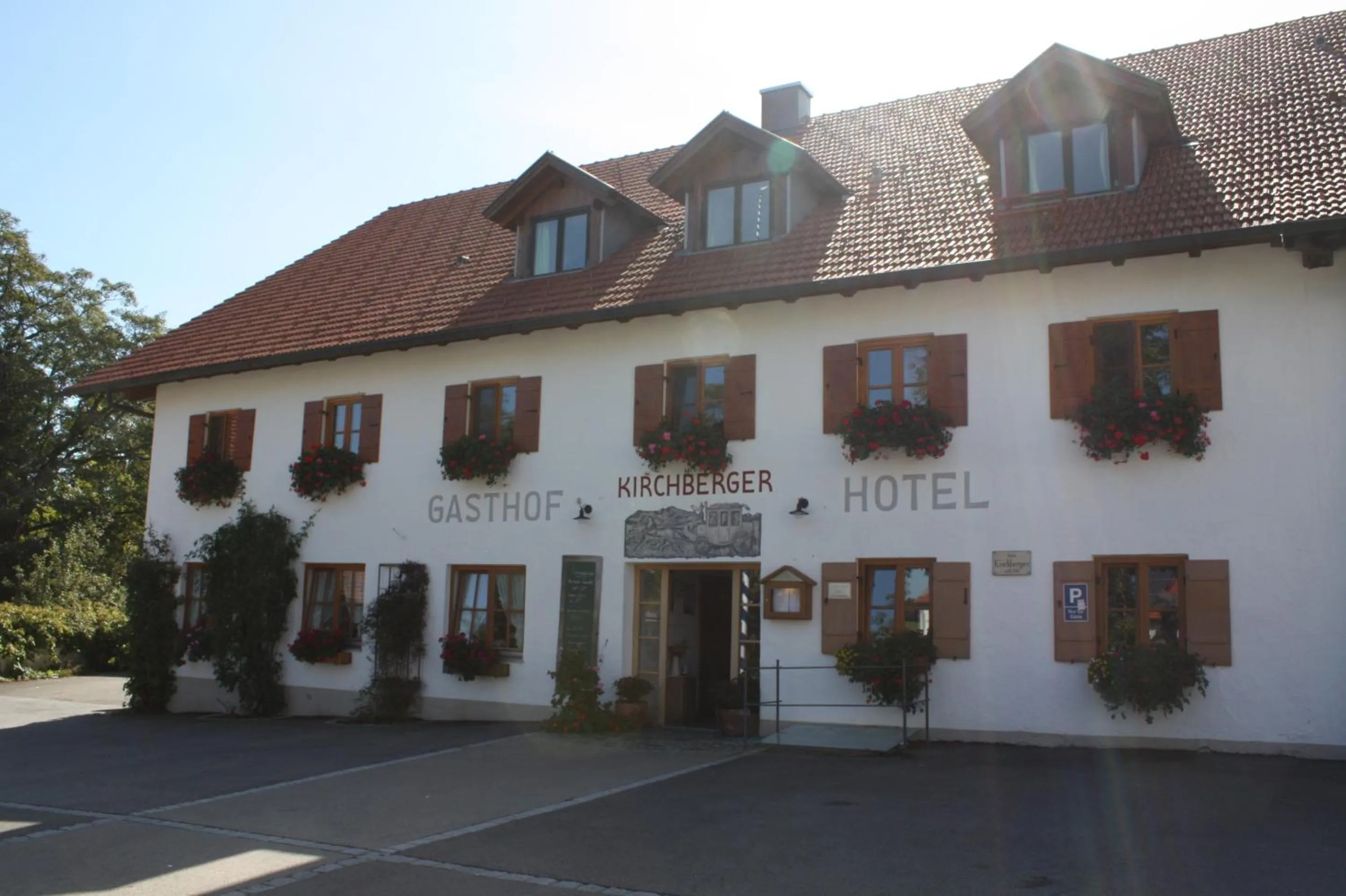 Property building in Landhotel und Gasthof Kirchberger