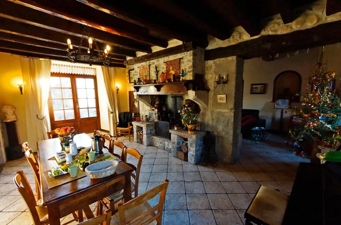 Restaurant/places to eat in La Maison d'Euterpe