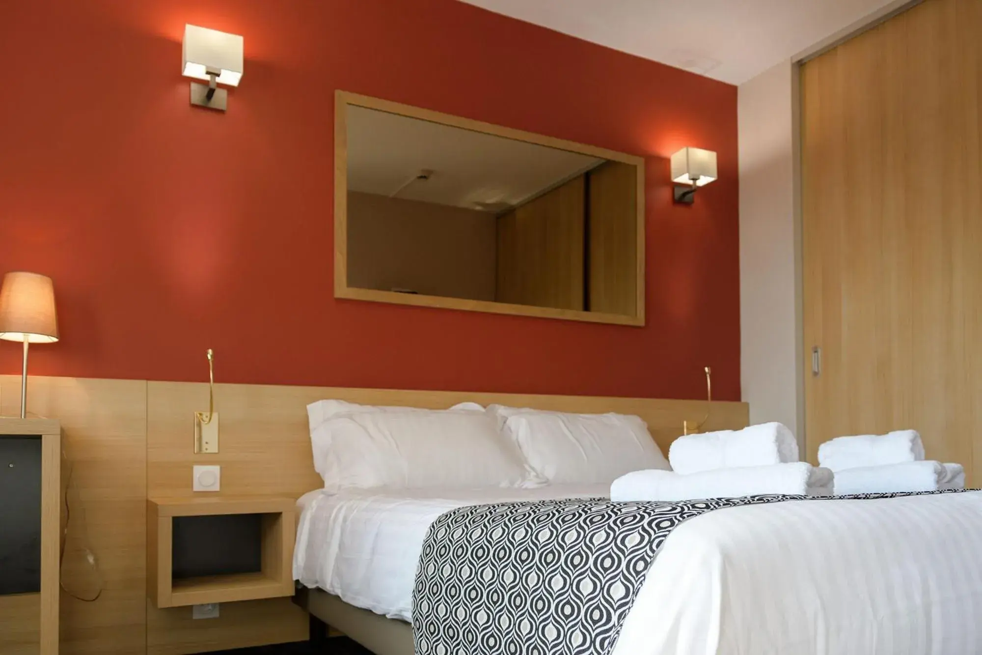 Deluxe Suite - single occupancy in Le Domaine du Golf Country Club de Bigorre Deluxe Suite - single occupancy in Le Domaine du Golf Country Club de Bigorre