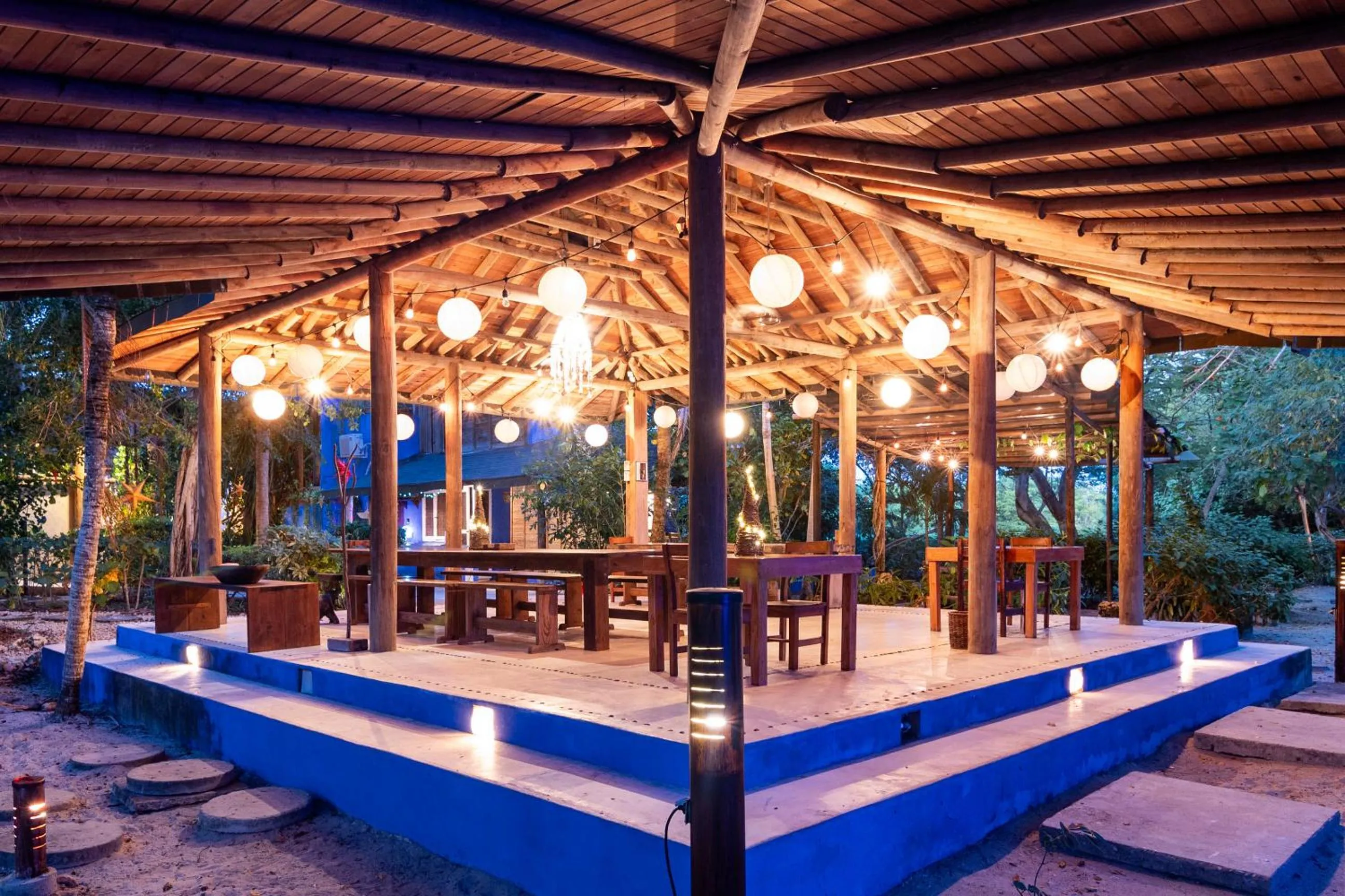 Dining area in Hotel Playa Manglares Isla Baru