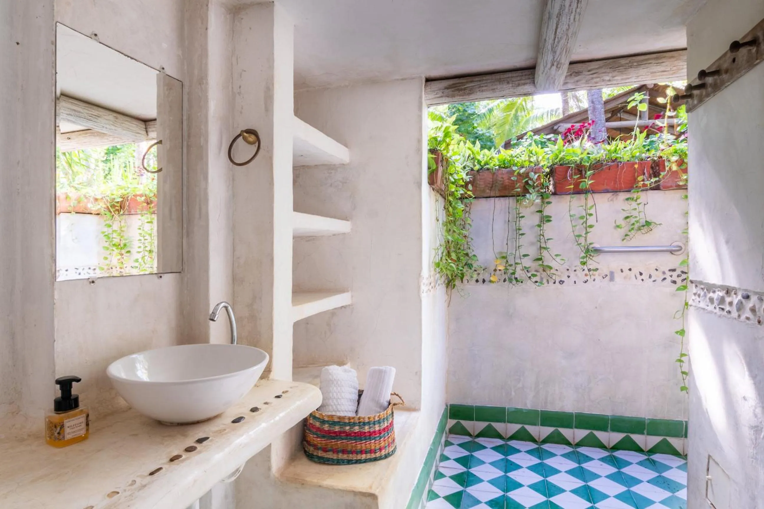 Bathroom in Hotel Playa Manglares Isla Baru