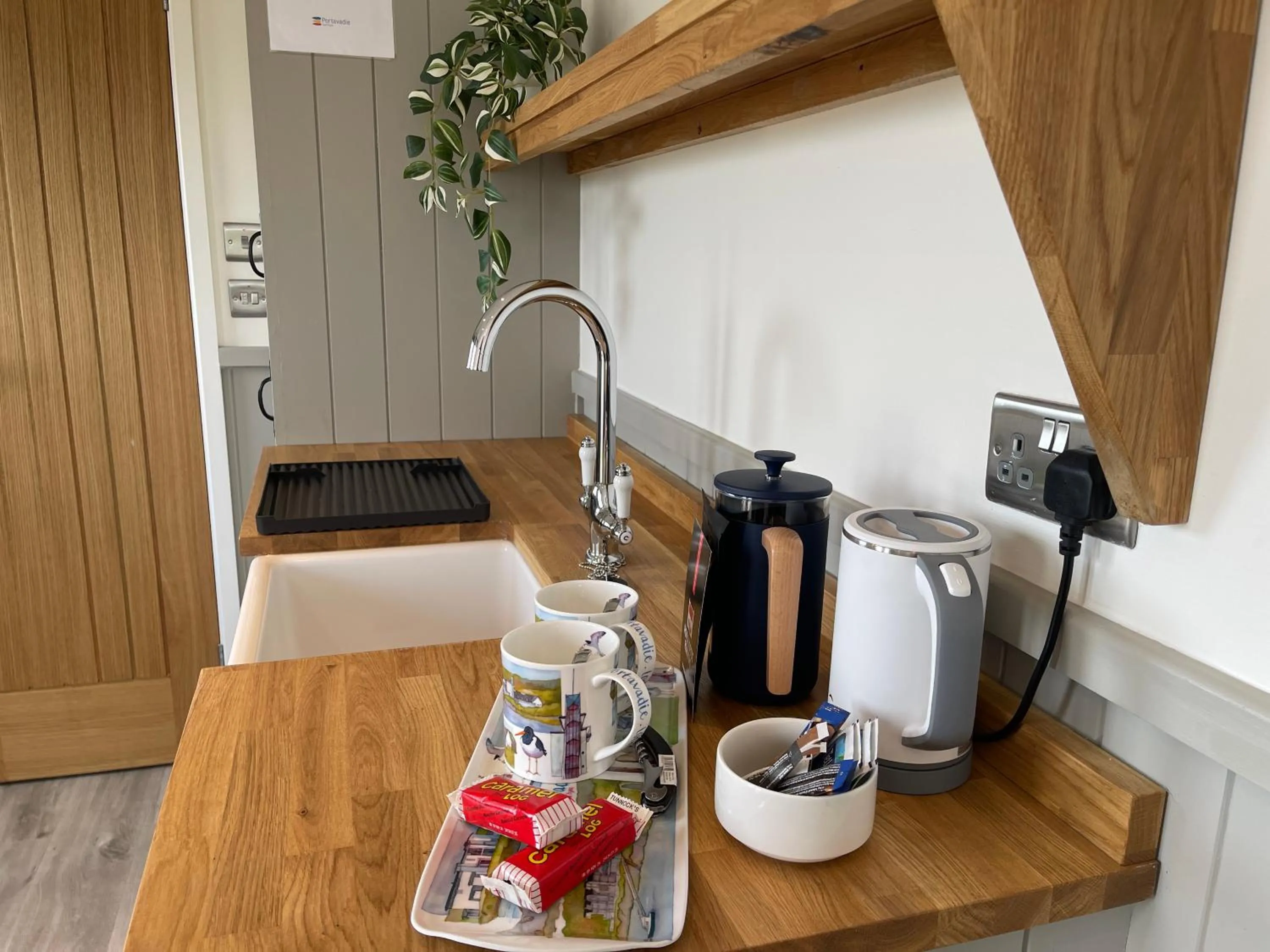 Coffee/tea facilities in Portavadie Loch Fyne Scotland