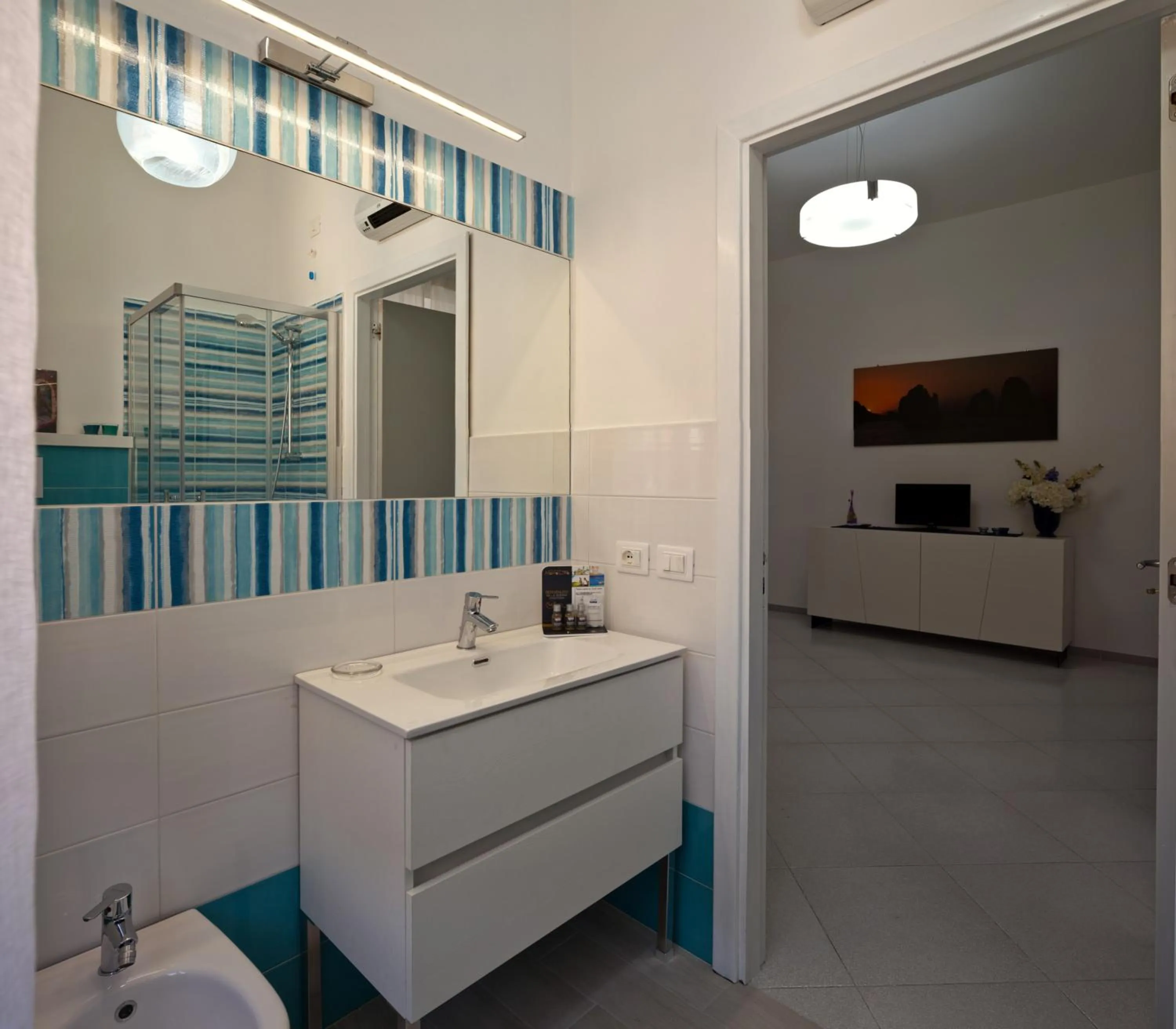 Shower in La terrazza dei tramonti