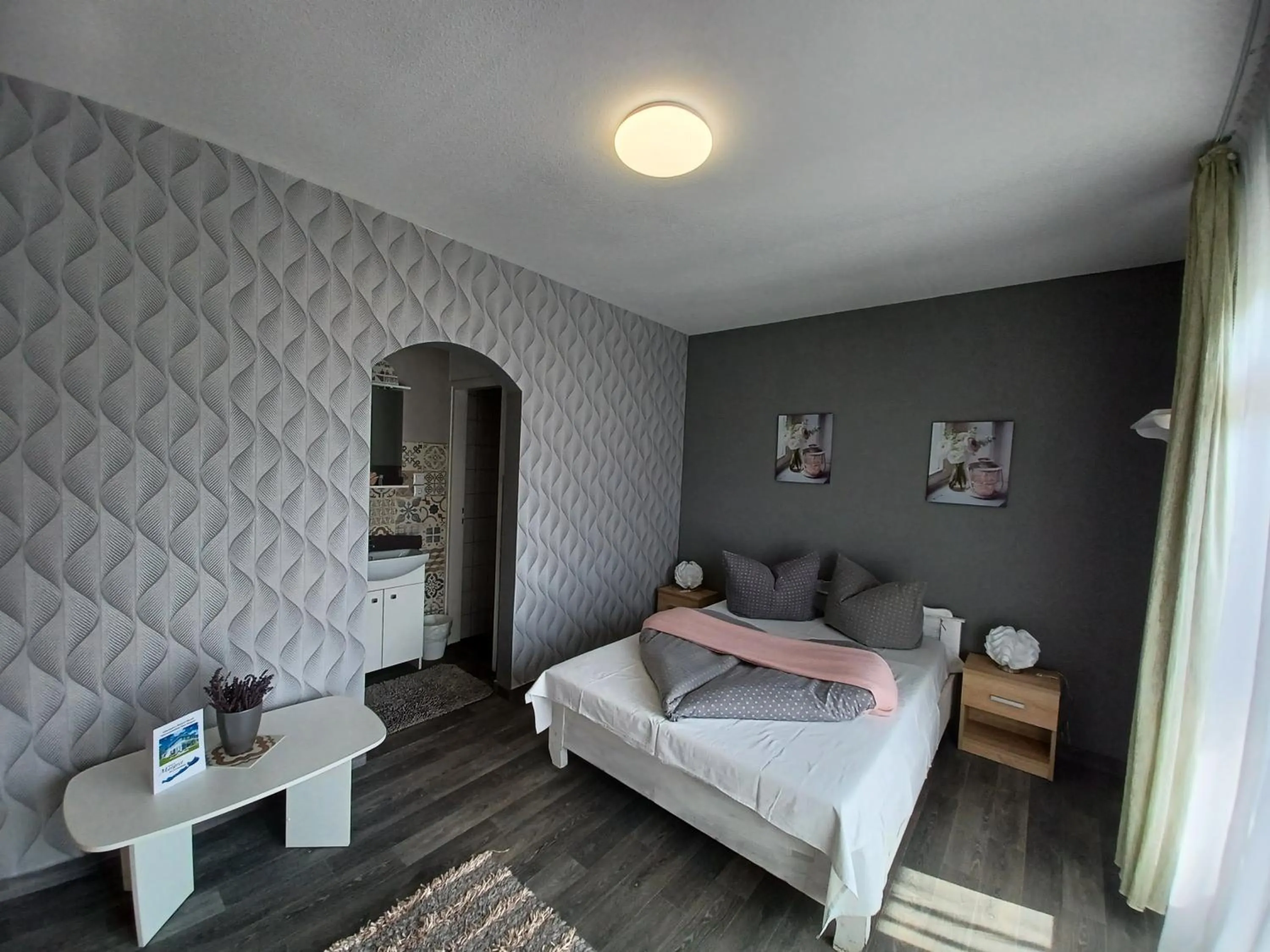 Photo of the whole room in Margret Haus