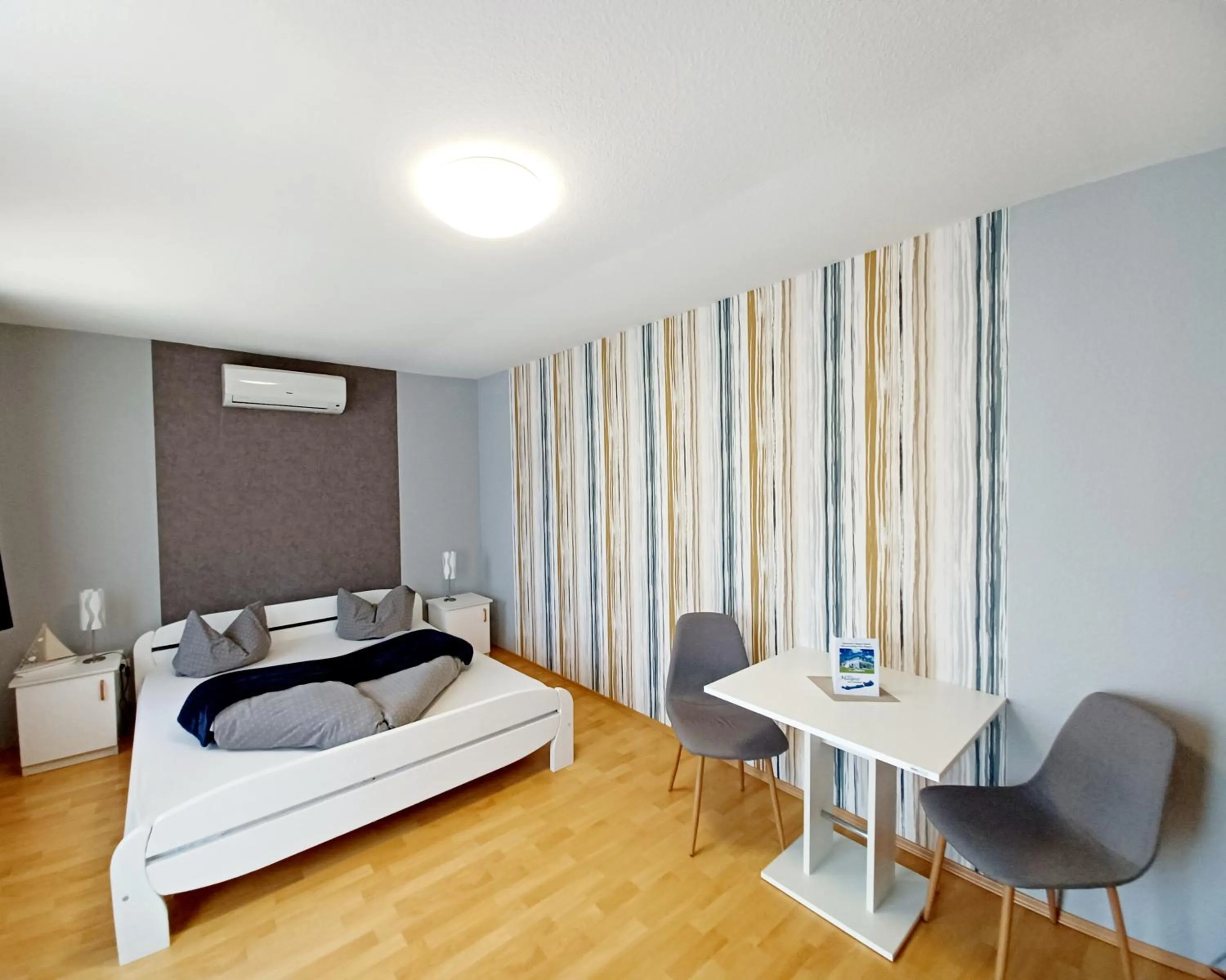 Photo of the whole room in Margret Haus