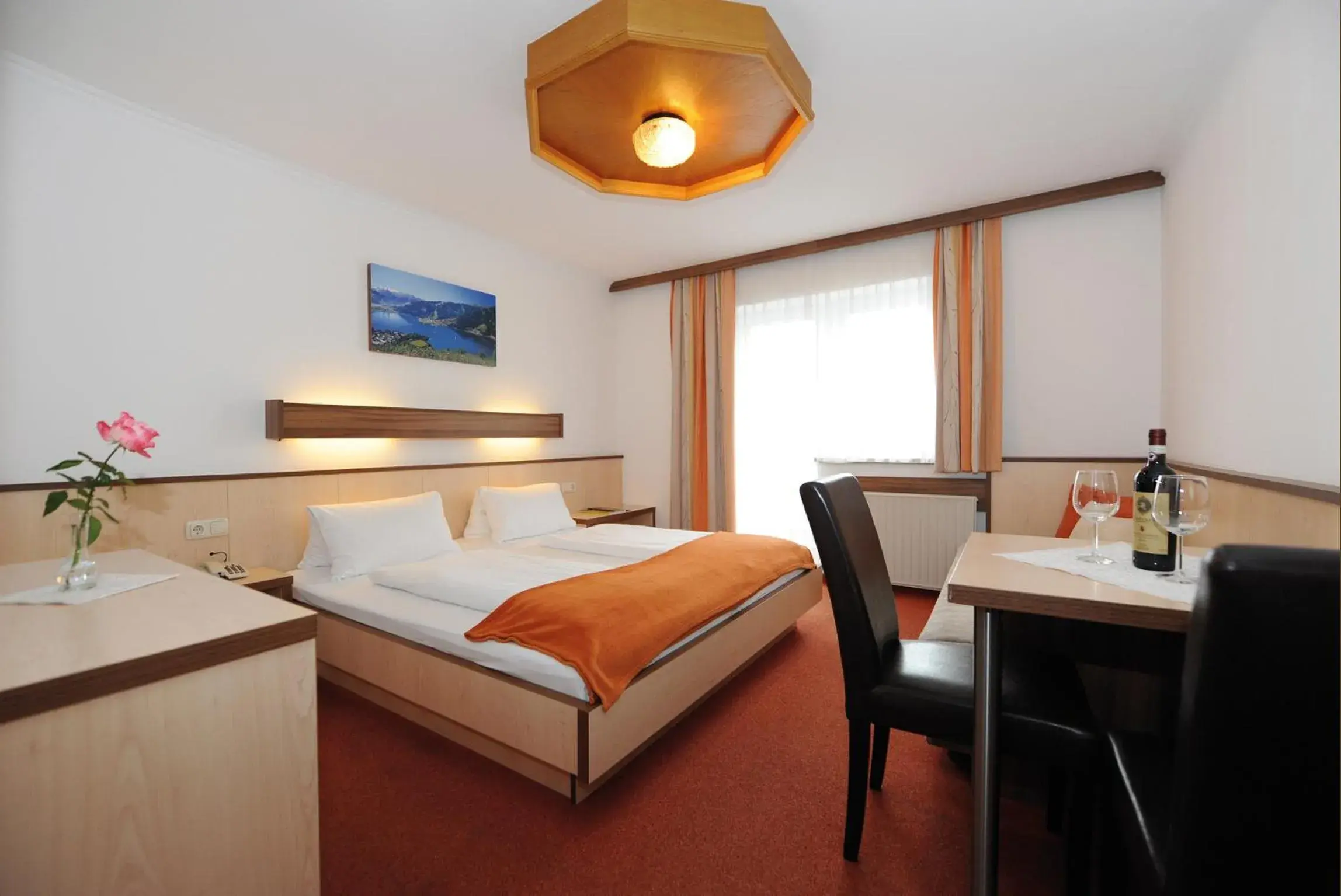 Double Room with Extrabed and Lake View in Hotel-Garni Seestrand Double Room with Extrabed and Lake View in Hotel-Garni Seestrand