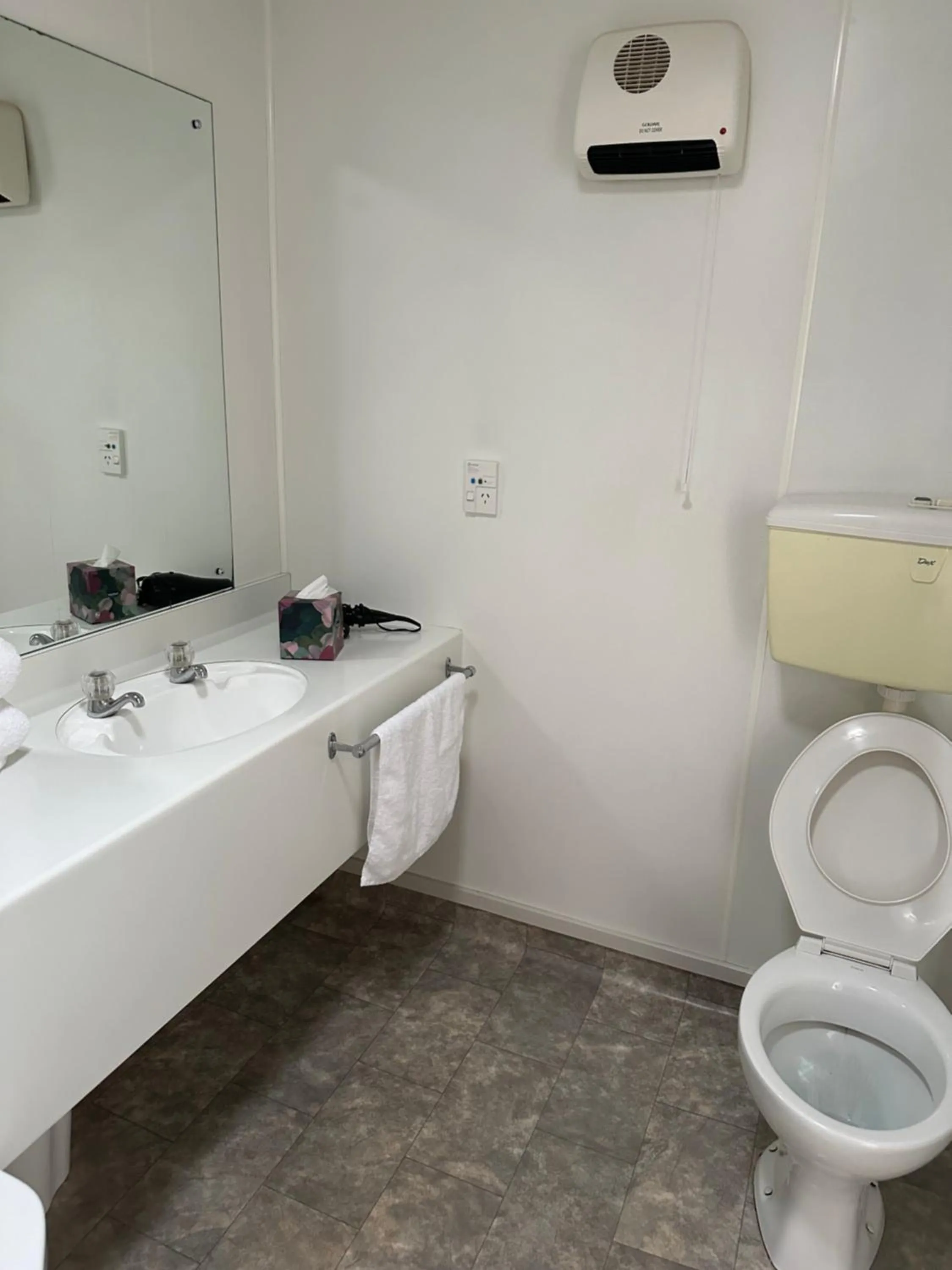 Helensborough Motor Inn