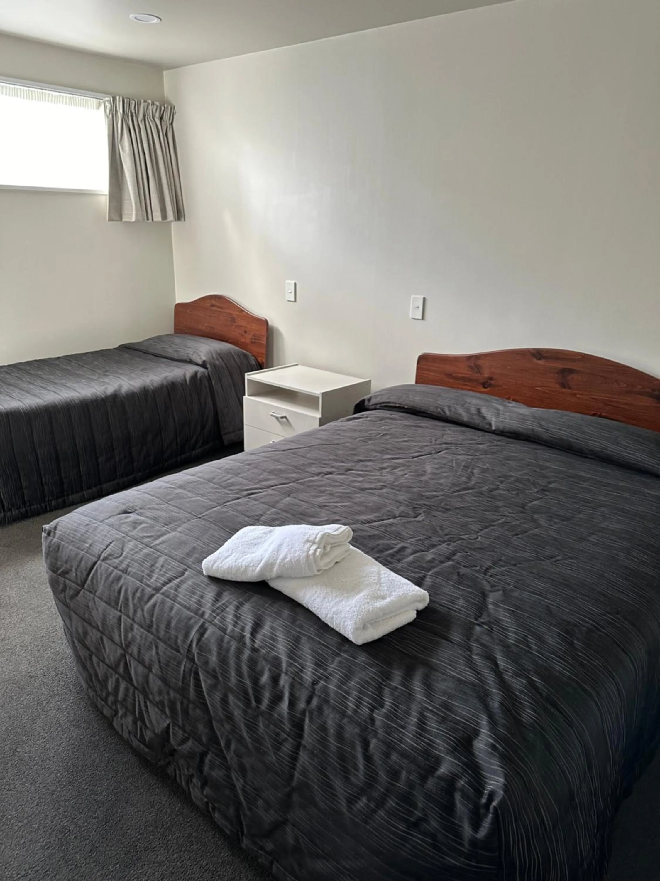 Bed in Helensborough Motor Inn