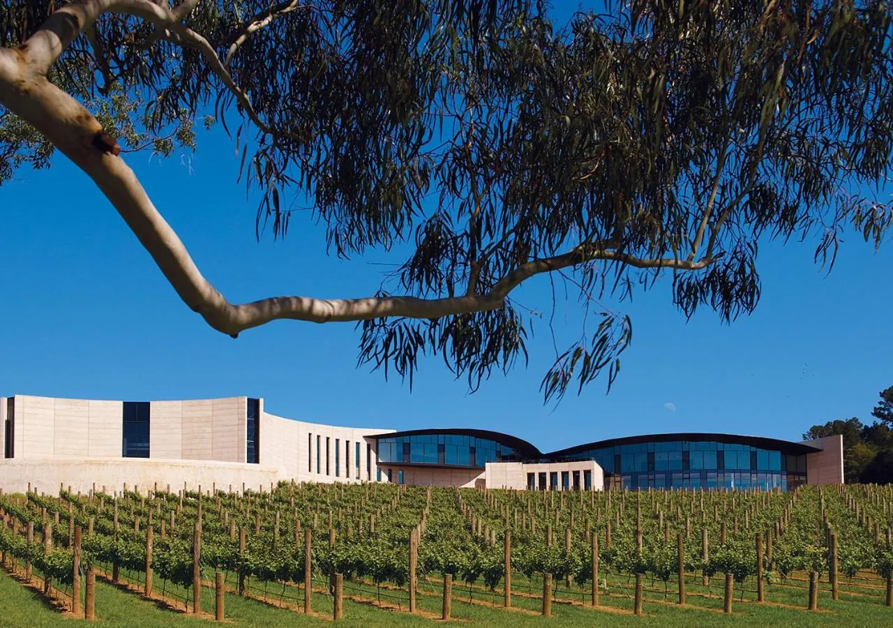 Property building in Port Phillip Estate