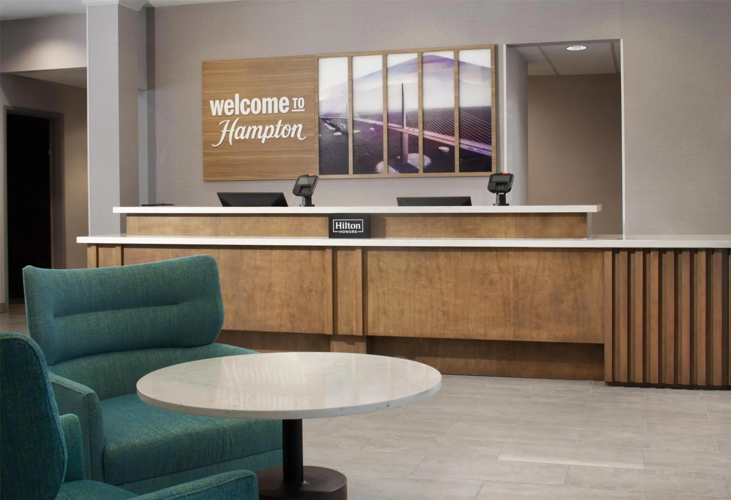 Lobby or reception in Hampton Inn & Suites Tampa-North