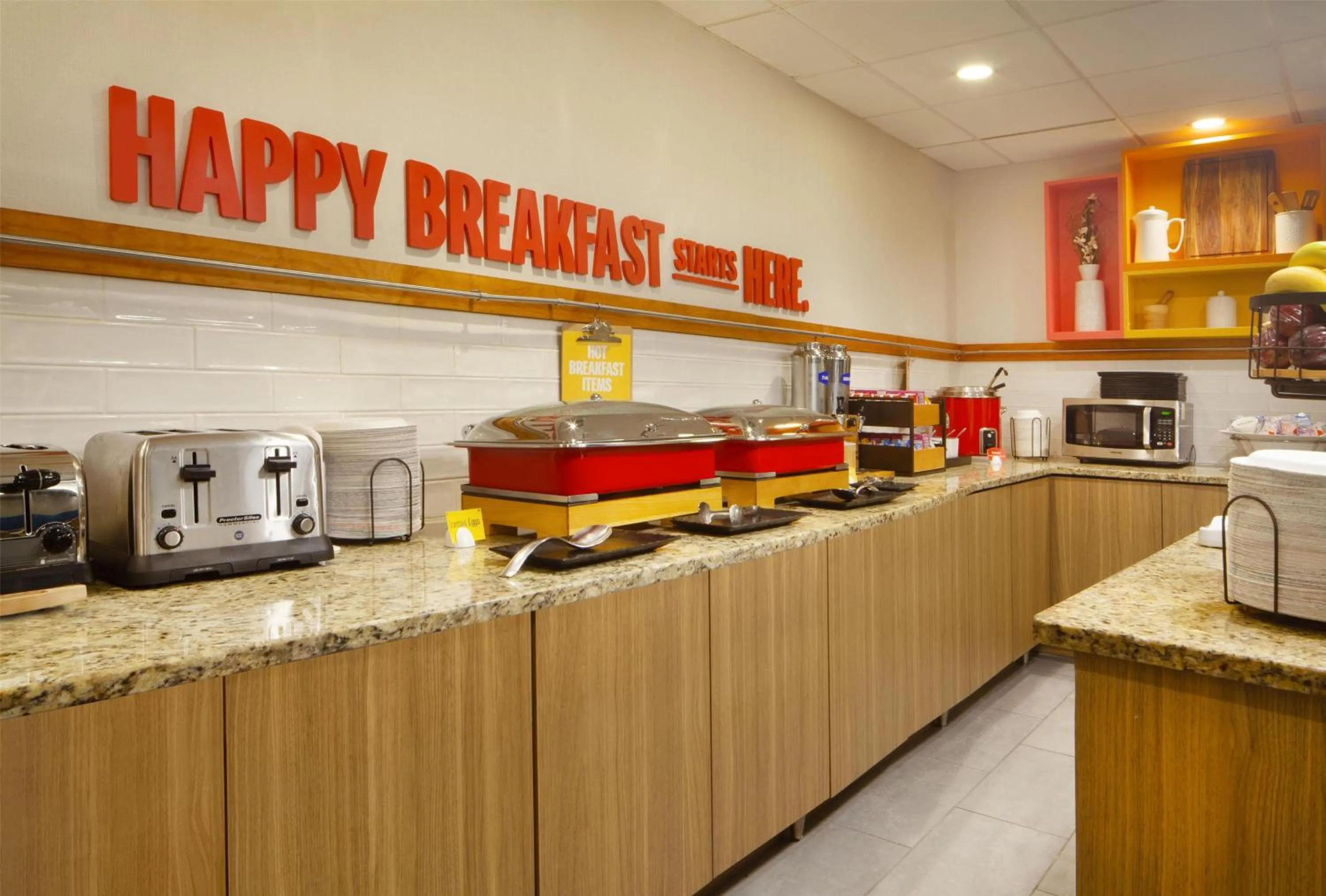 Breakfast in Hampton Inn & Suites Tampa-North