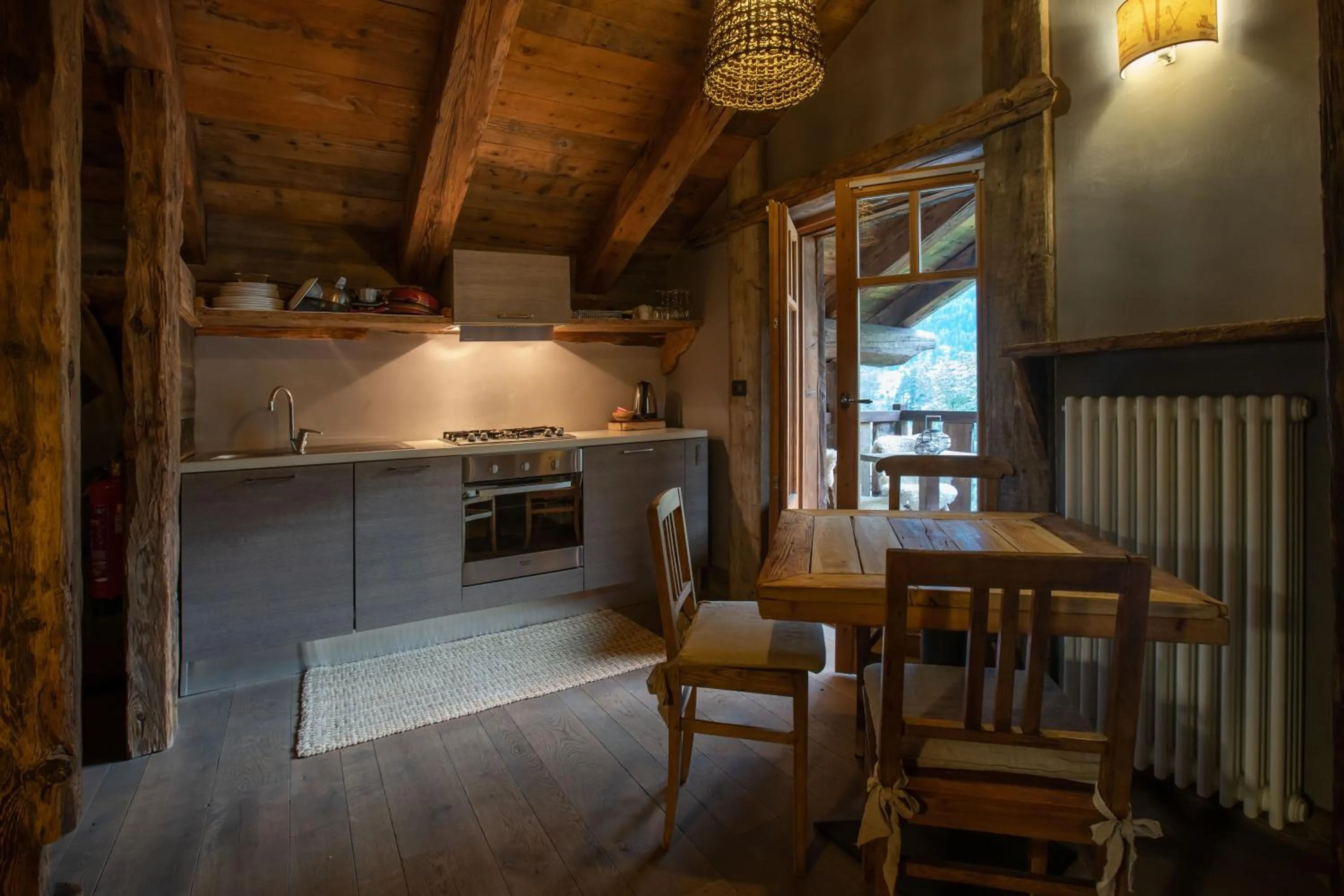 Kitchen or kitchenette in Chalet Svizzero