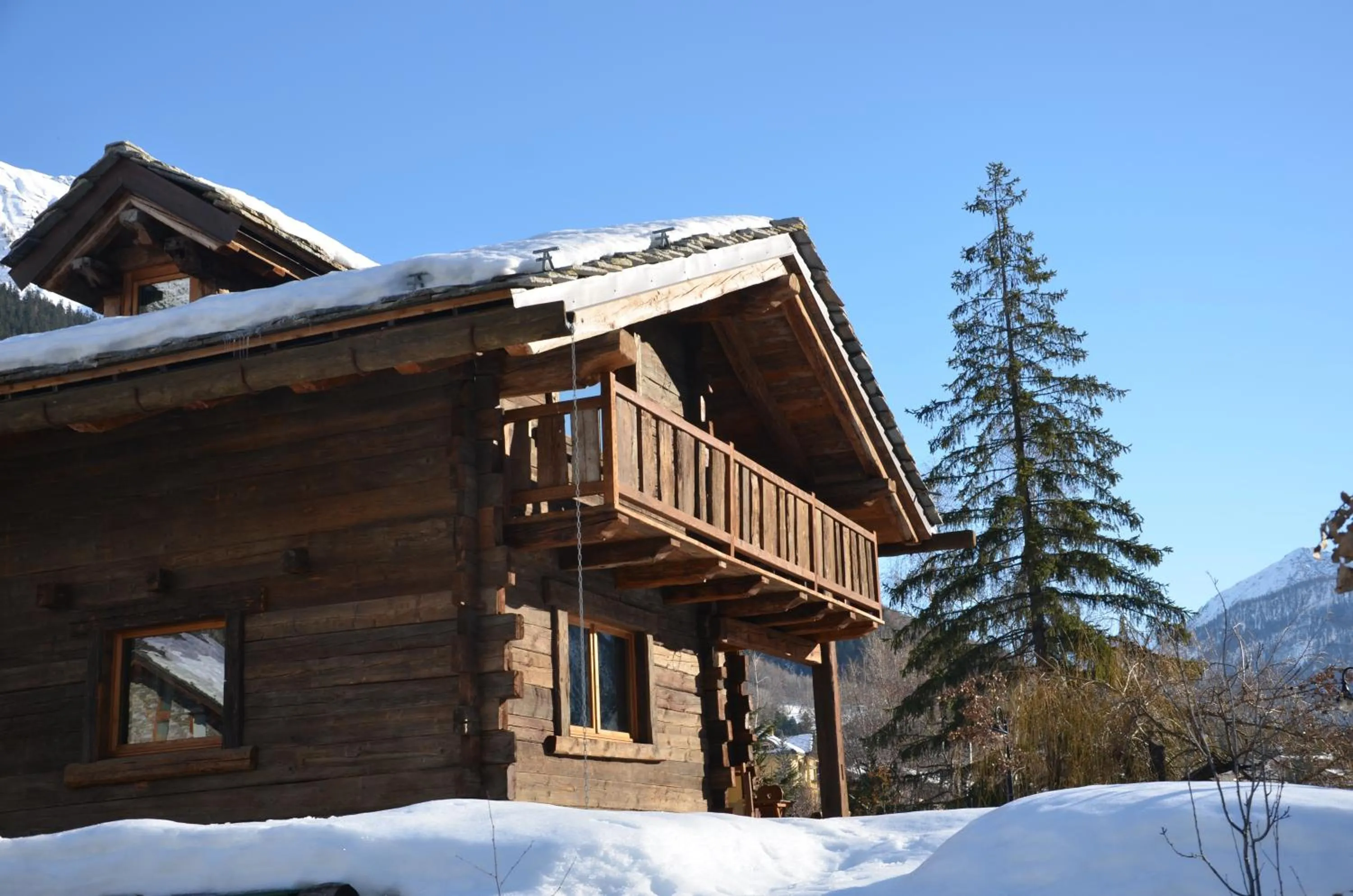 Facade/entrance in Chalet Svizzero