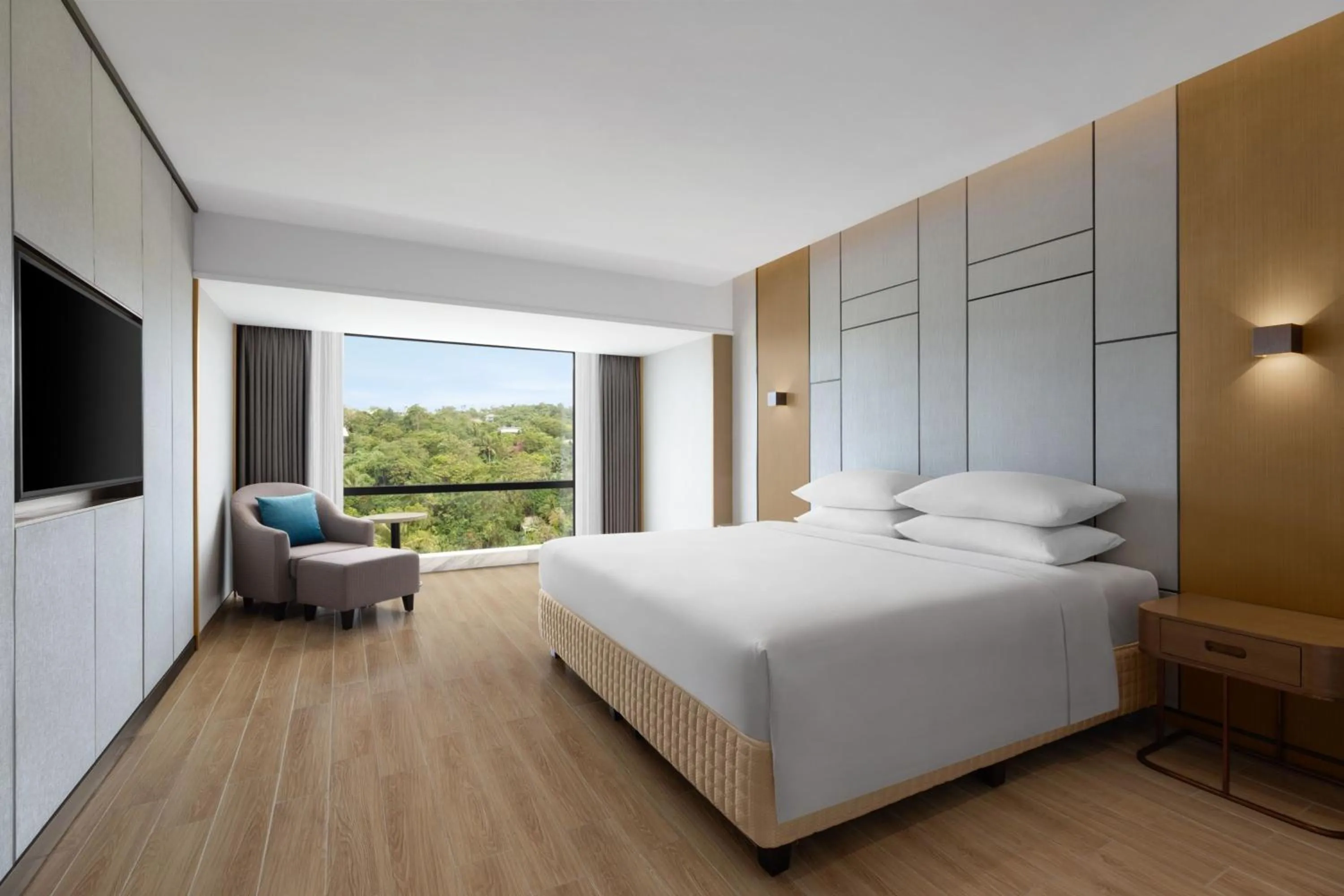 Bedroom, Bed in Four Points by Sheraton Boracay