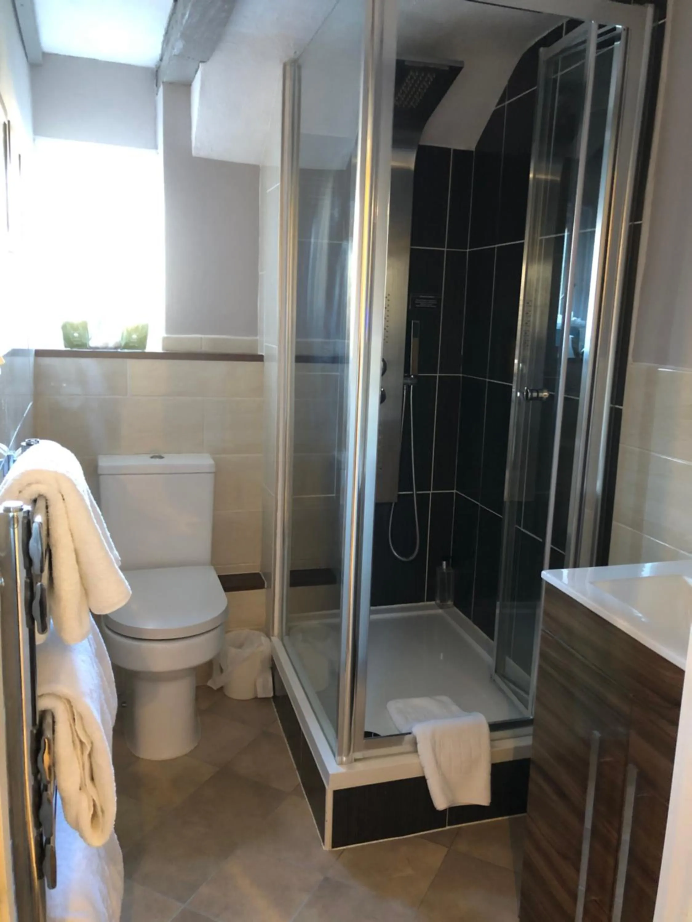 Bathroom in The George at Nunney