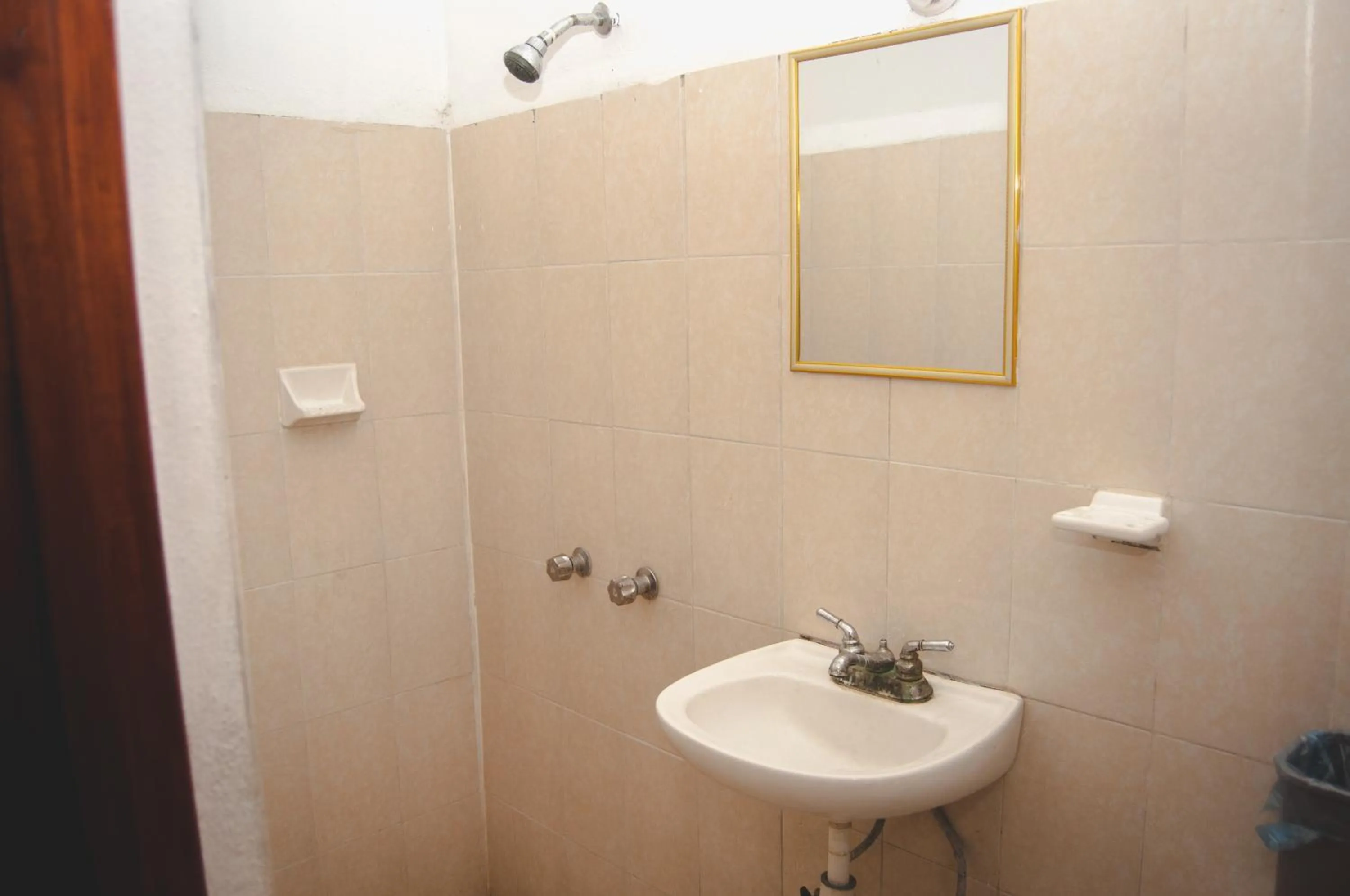 Bathroom in Hotel y Restaurante EL TEXANO