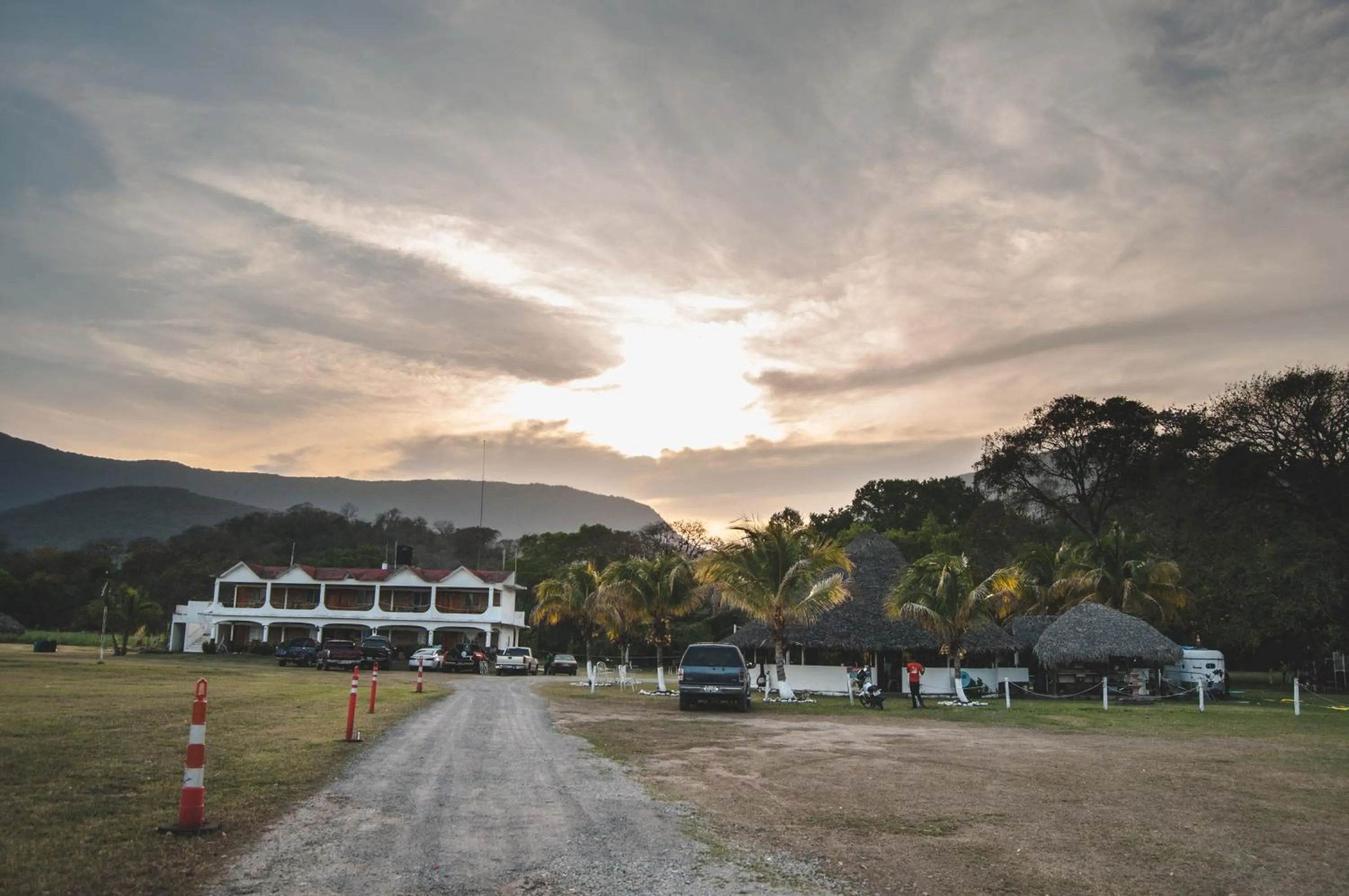 Property building in Hotel y Restaurante EL TEXANO