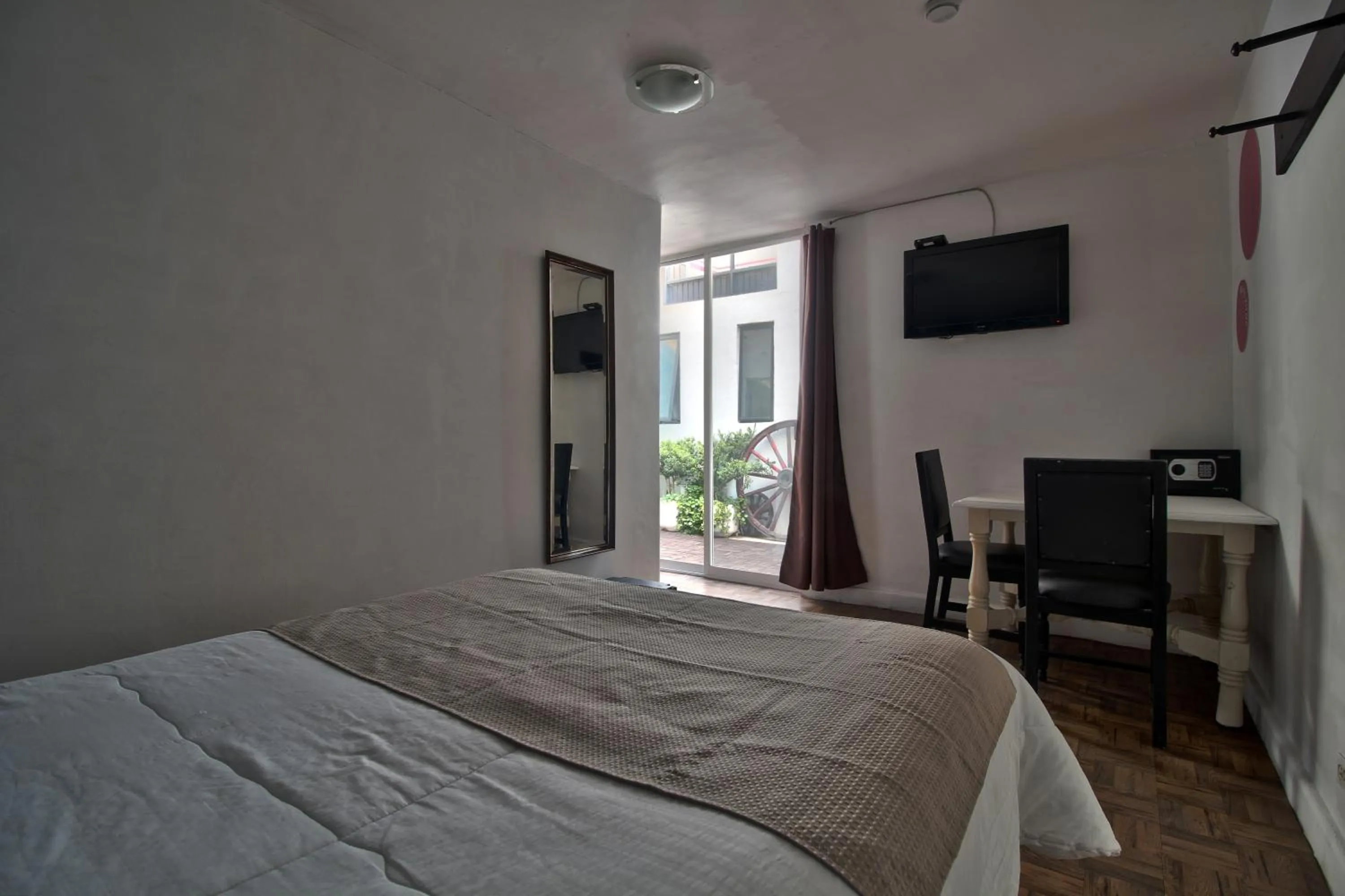 Bedroom, Bed in Hotel Punto 79