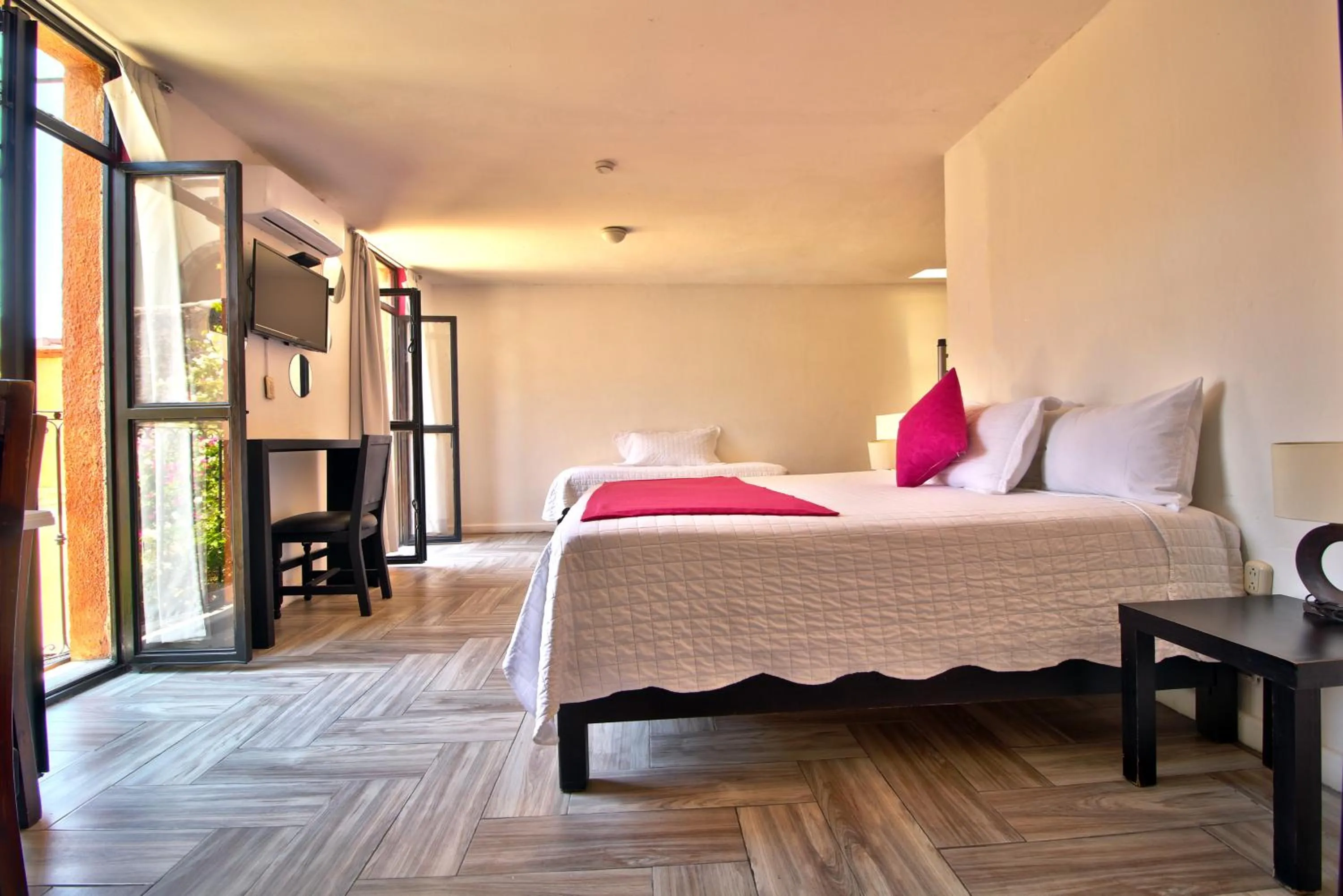 Bedroom, Bed in Hotel Punto 79