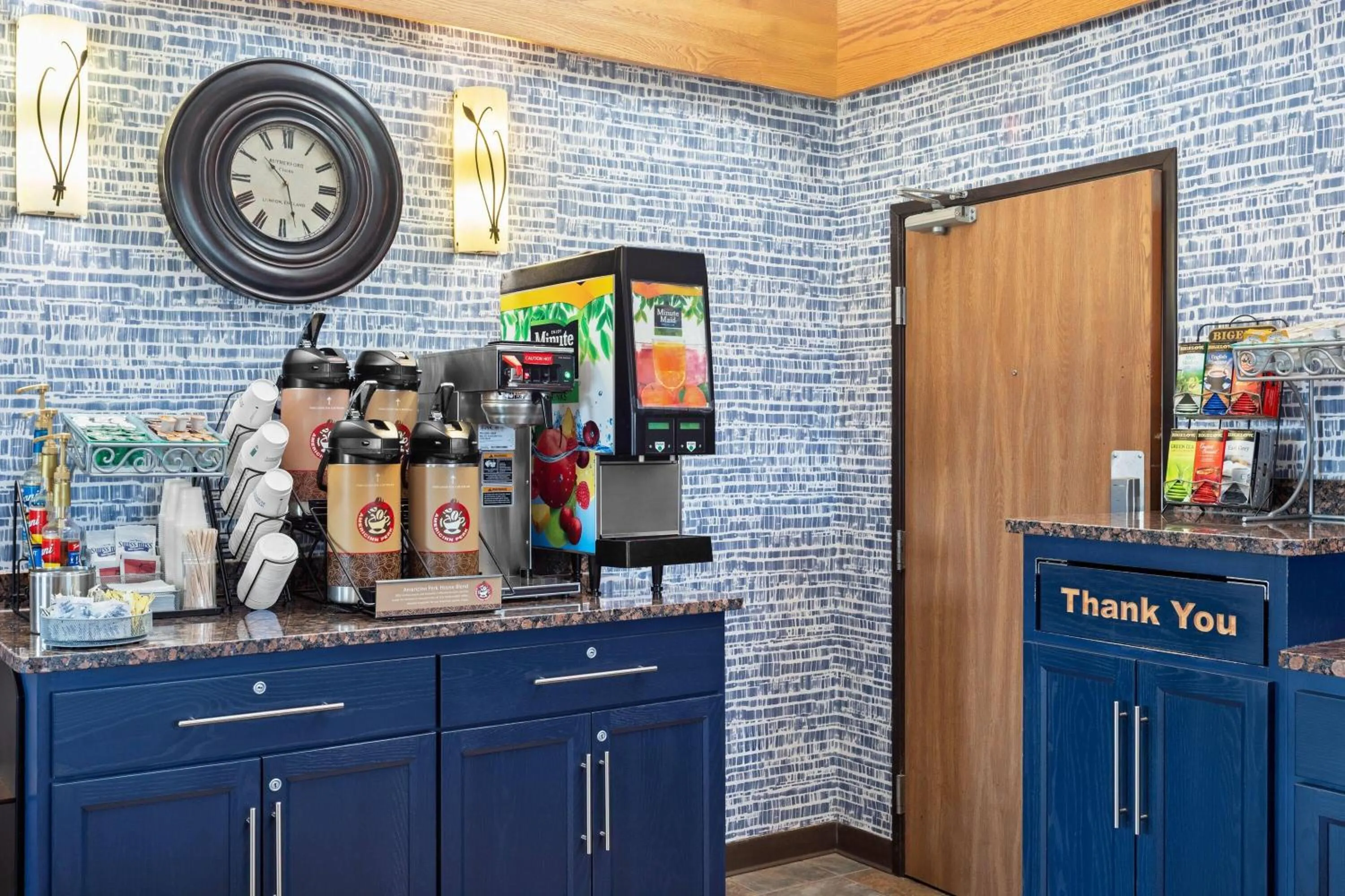 Breakfast in AmericInn by Wyndham Roseau