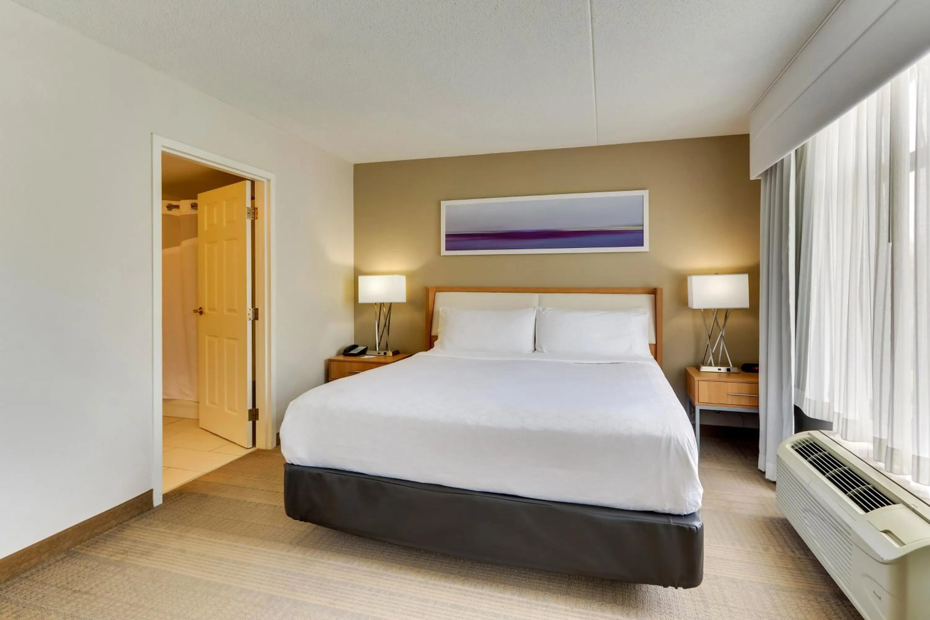 Photo of the whole room, Bed in Holiday Inn Franklin - Cool Springs by IHG