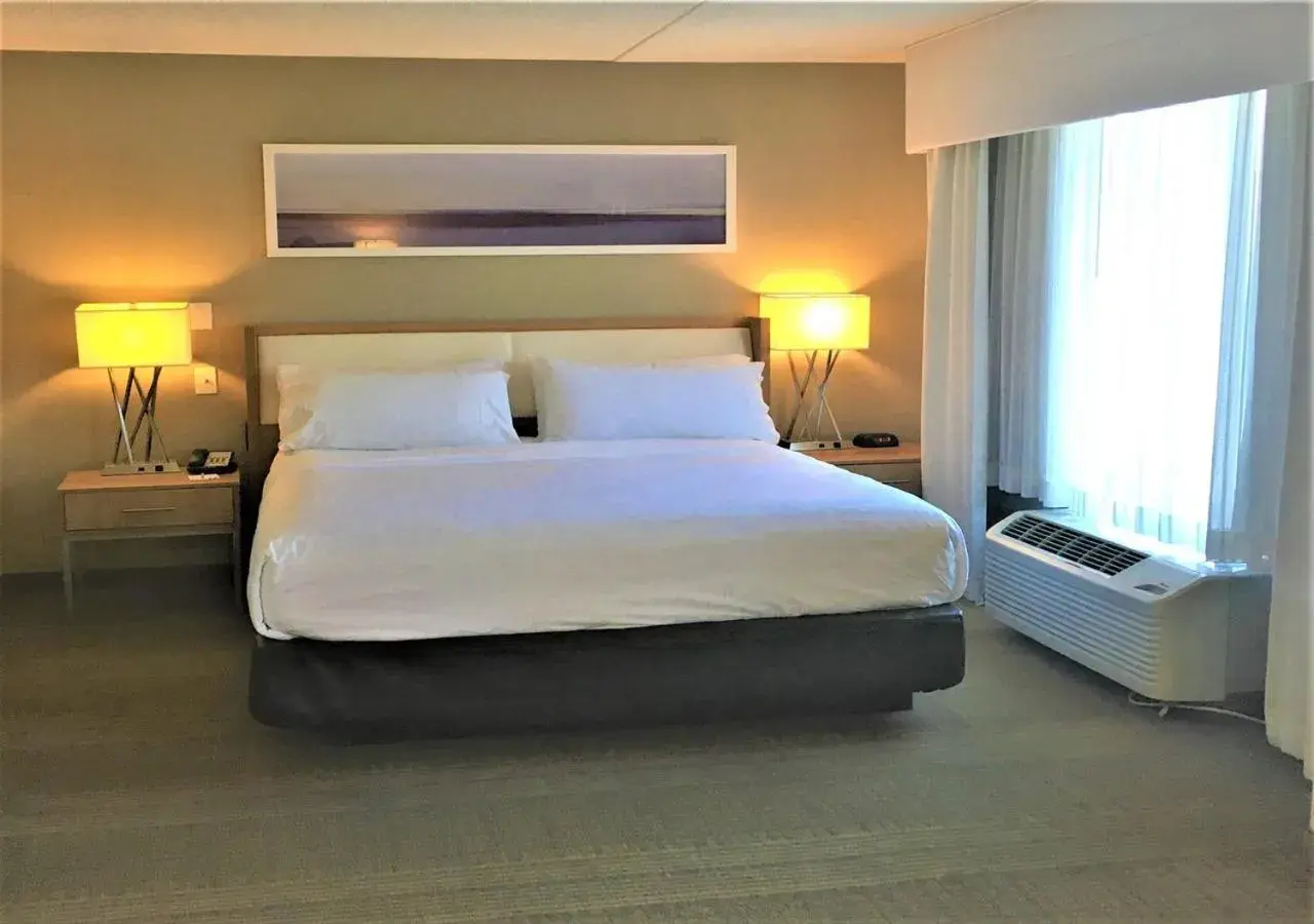Executive King Suite in Holiday Inn Franklin - Cool Springs by IHG Executive King Suite in Holiday Inn Franklin - Cool Springs by IHG