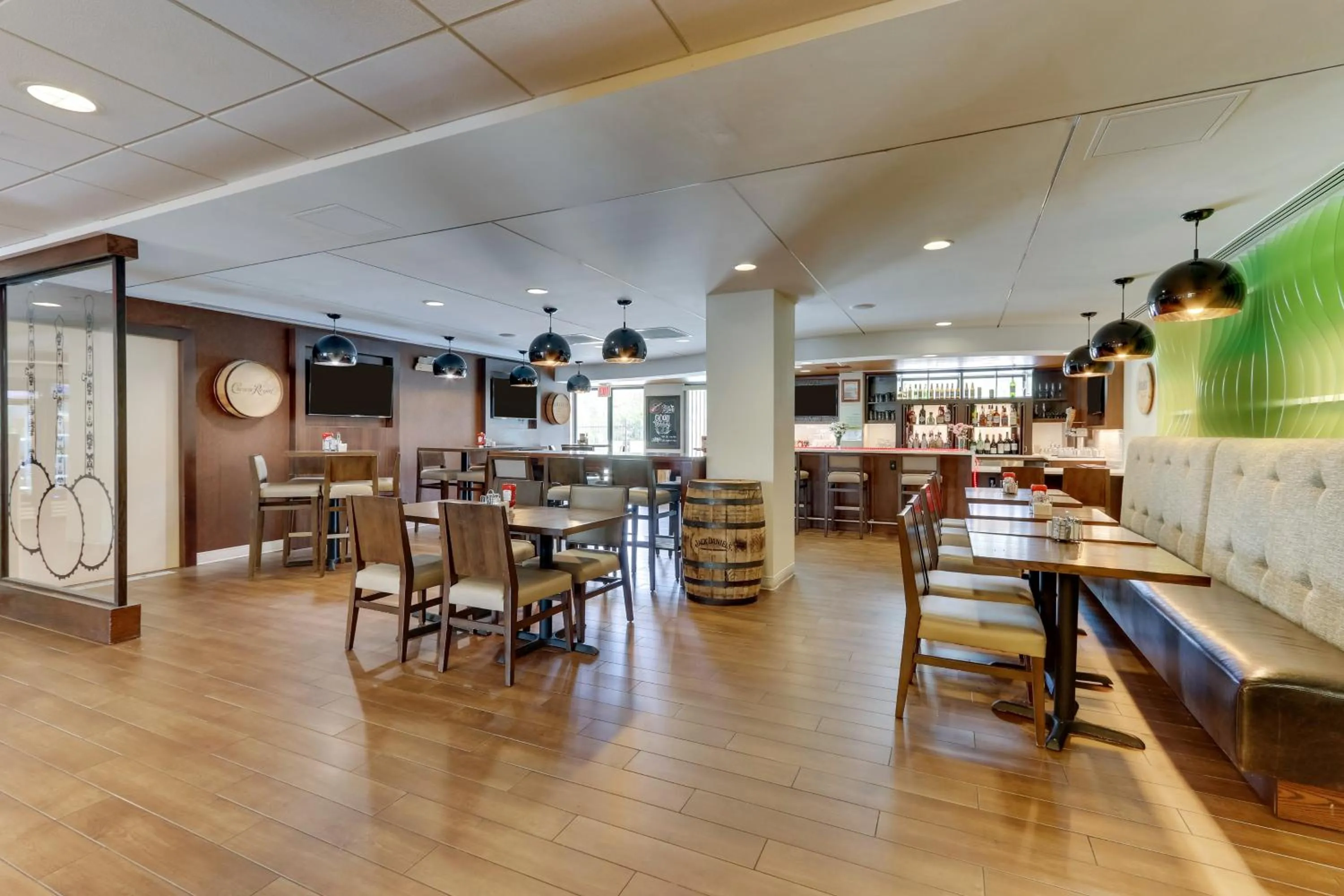 Restaurant/places to eat in Holiday Inn Franklin - Cool Springs by IHG