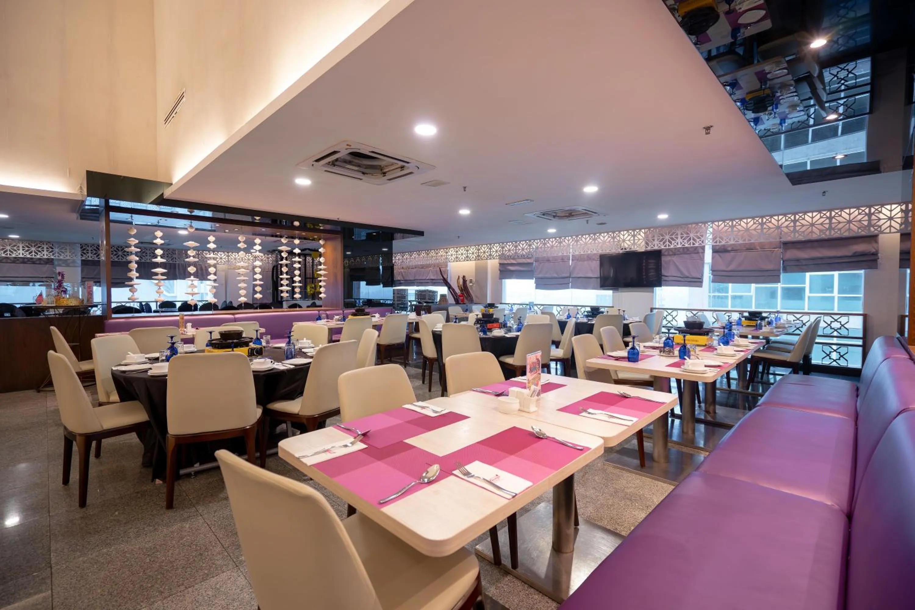 Restaurant/places to eat in Paya Bunga Hotel Terengganu