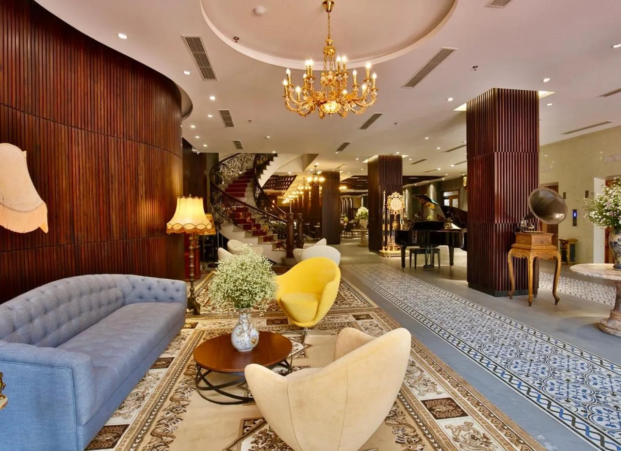 Lobby or reception in Dong Duong Hotel & Suites - City Central - Afternoon Tea Inclusive