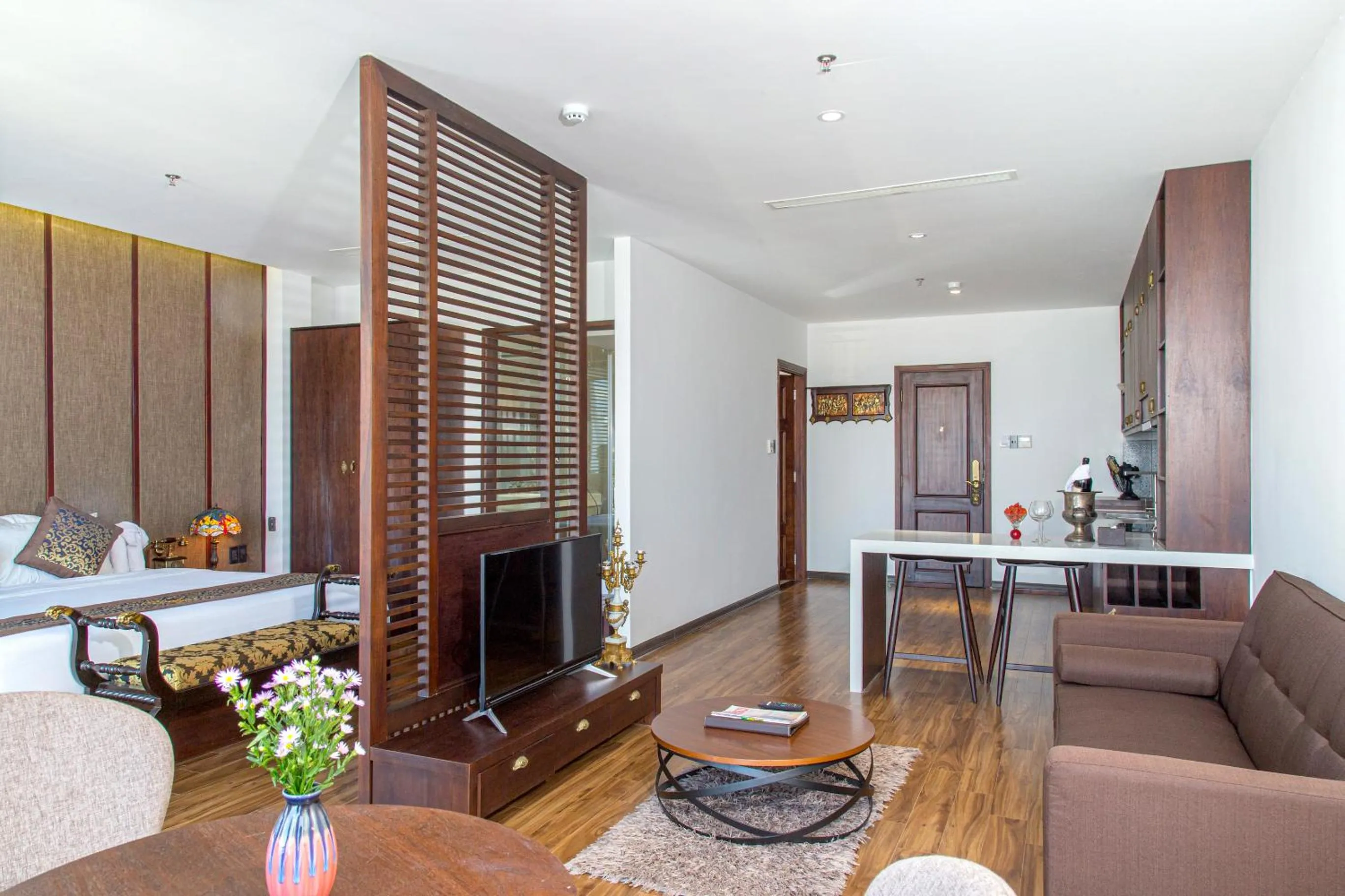 Living room in Dong Duong Hotel & Suites - City Central - Afternoon Tea Inclusive