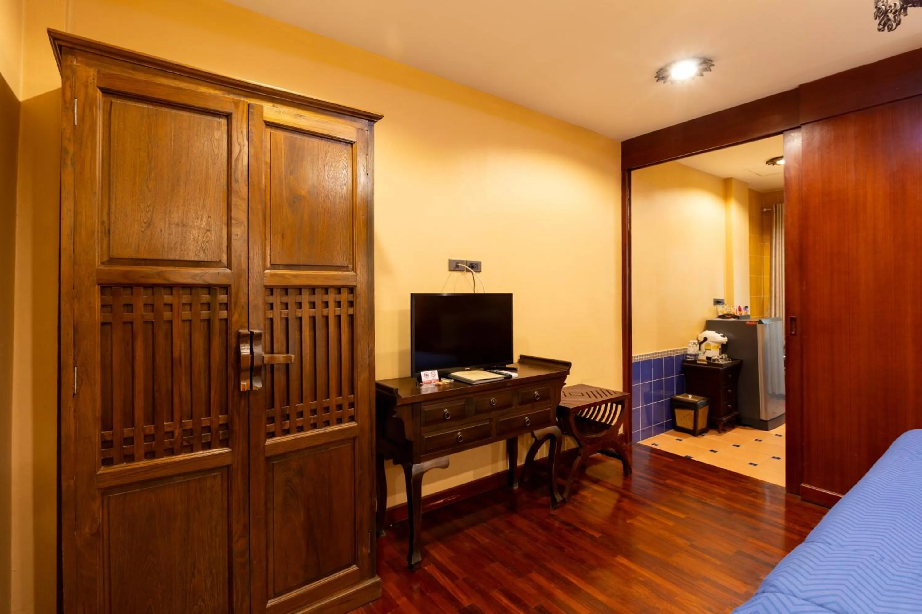 TV and multimedia in At Chiang Mai Hotel