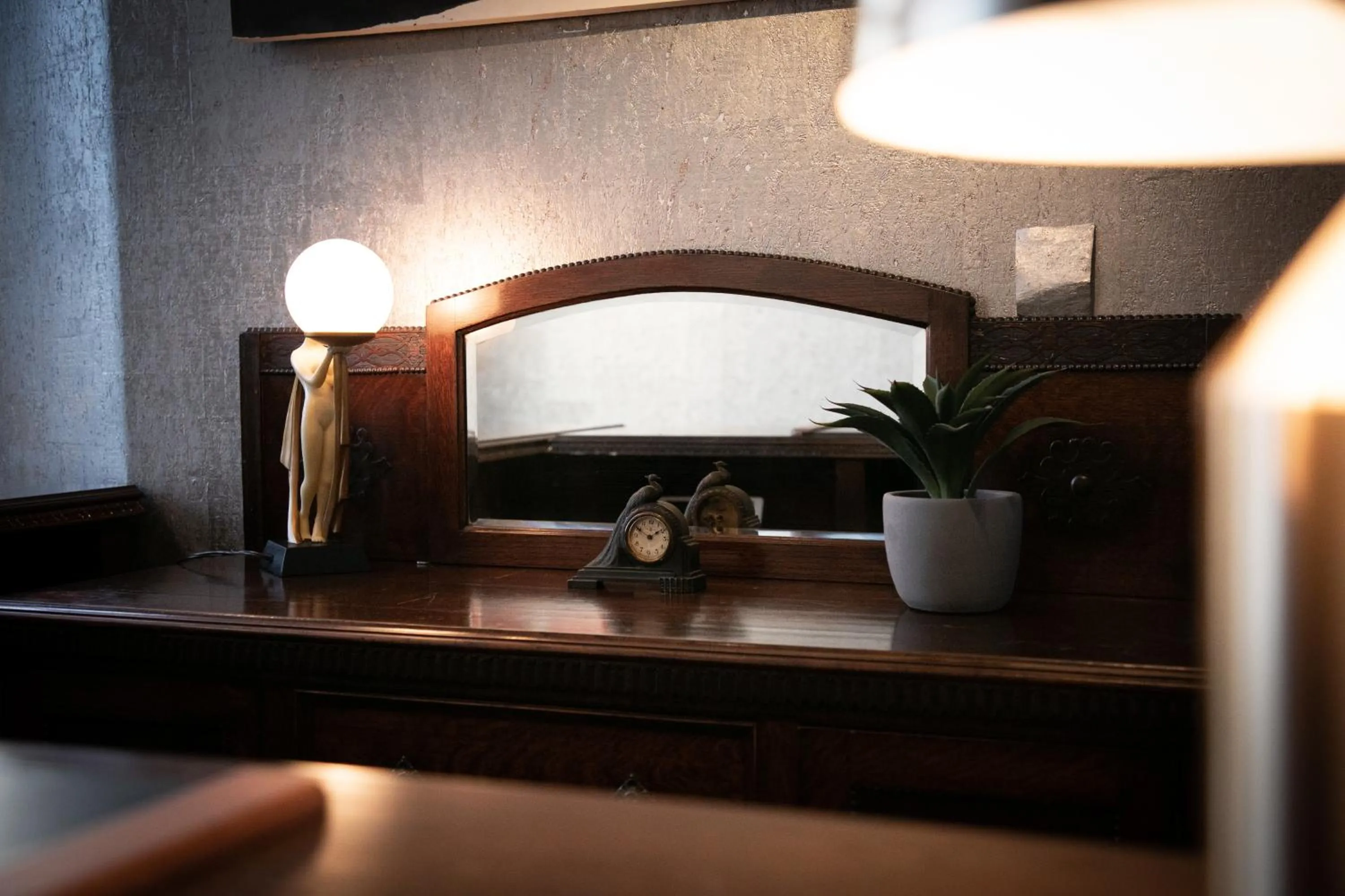 Decorative detail in Oyado Den Rikyu