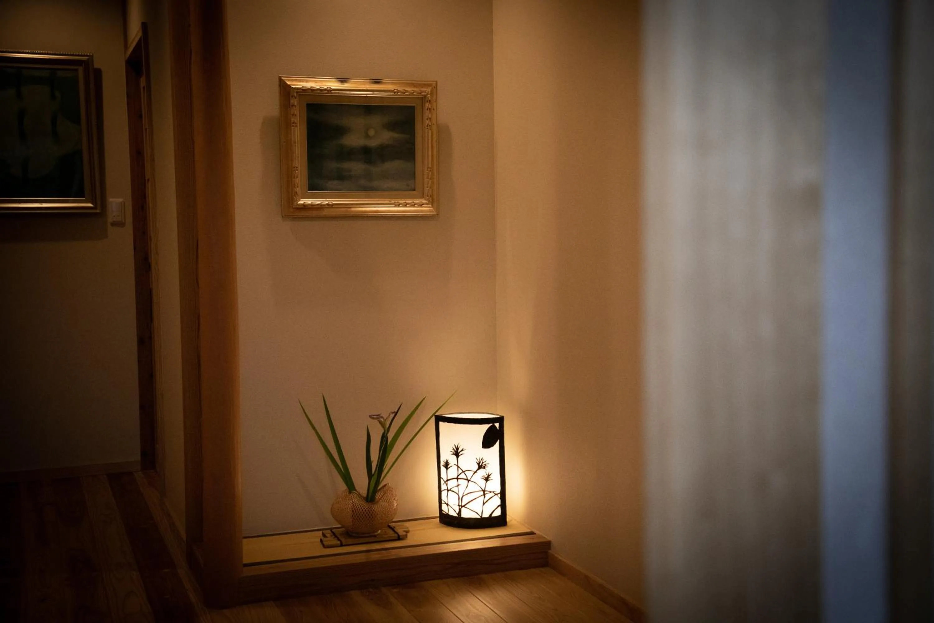 Decorative detail in Oyado Den Rikyu