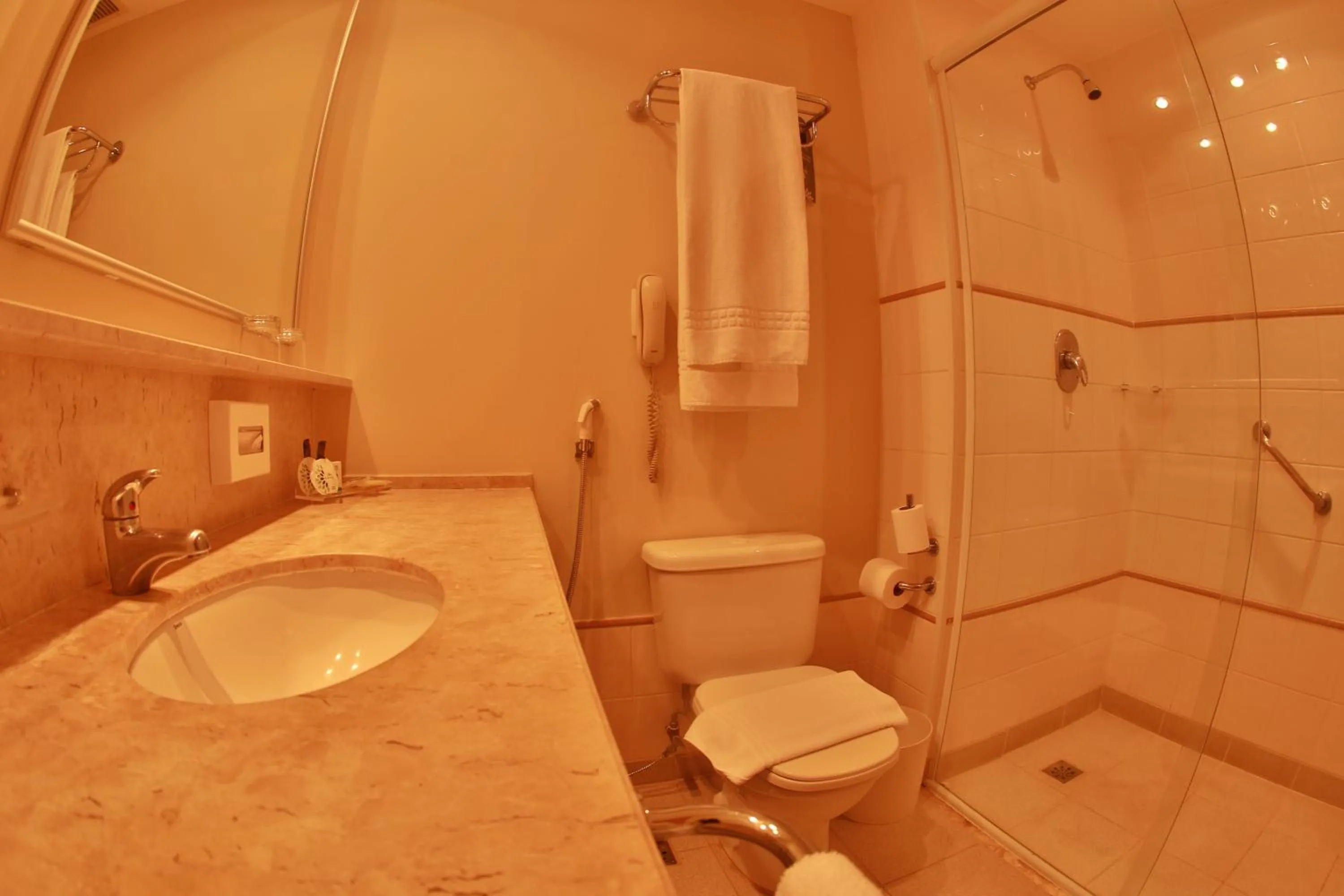 Luxury Twin Nonsmoking in Transamerica Lagoa dos Ingleses