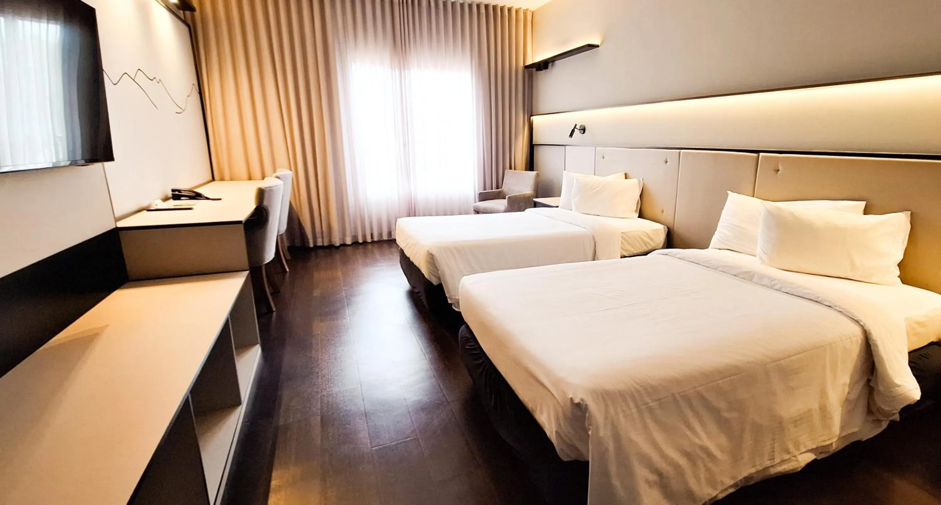 Photo of the whole room, Bed in Transamerica Lagoa dos Ingleses