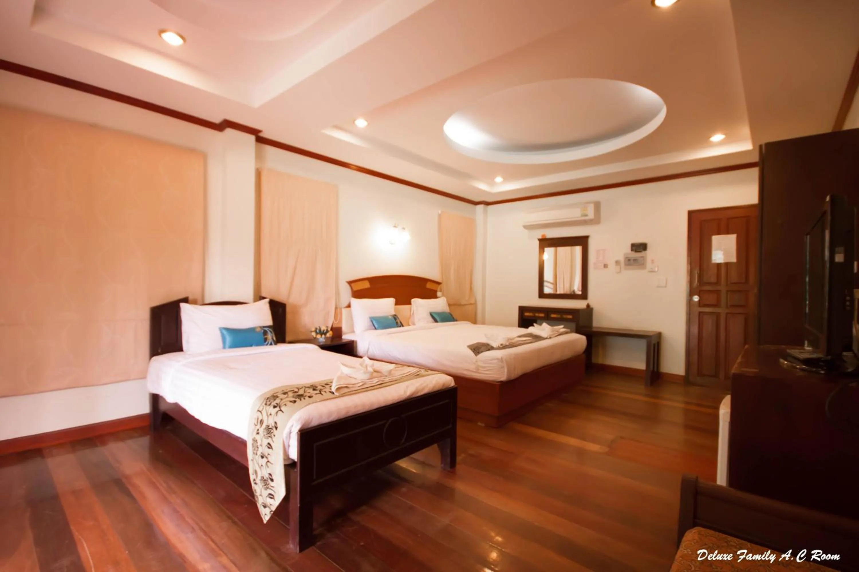 Bed in Wind Beach Resort