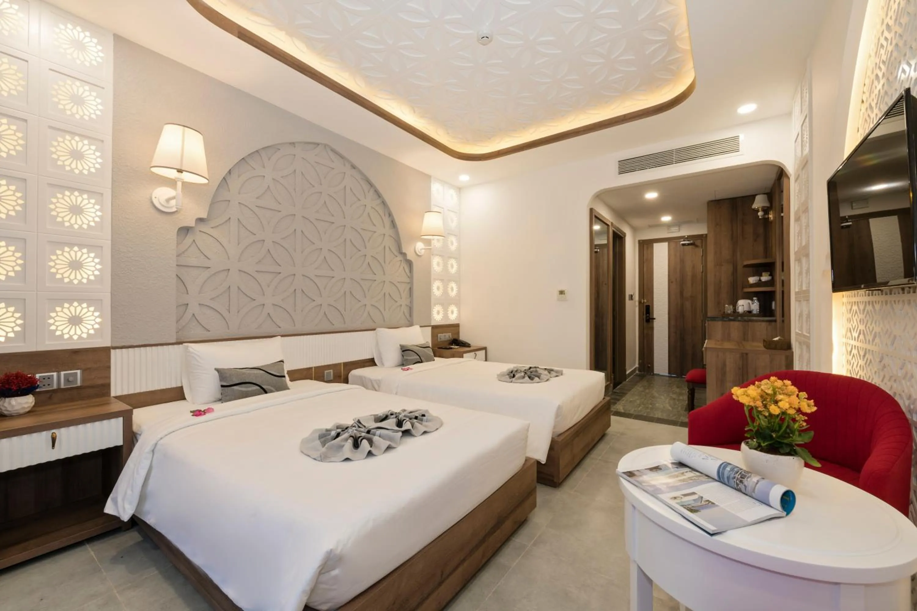 Bed in My Son Heritage Resort and Spa