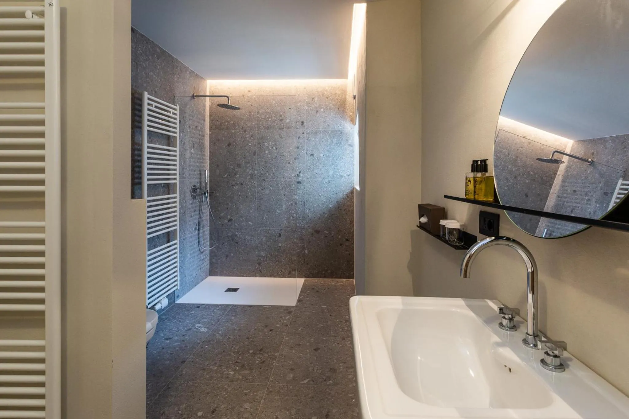 Shower in Goldenstern Townhouse