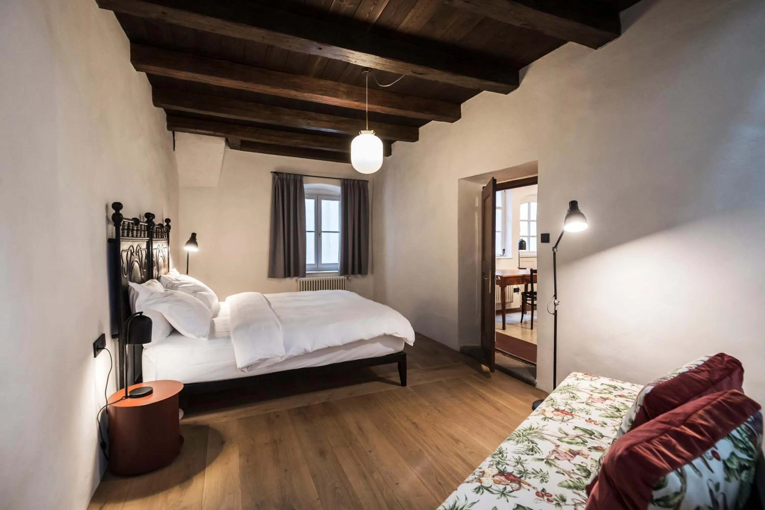 Bedroom, Bed in Goldenstern Townhouse