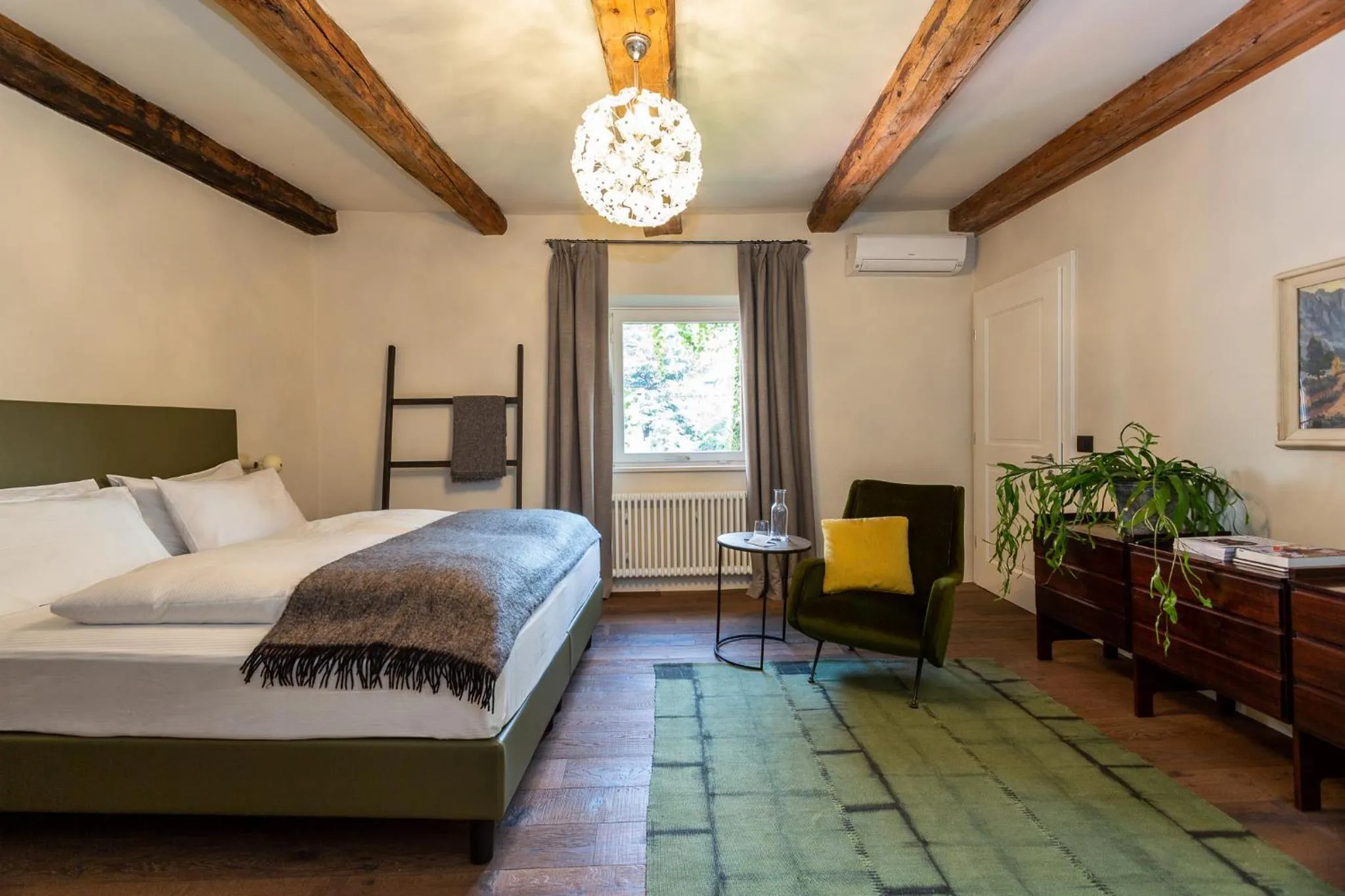 Bedroom, Bed in Goldenstern Townhouse