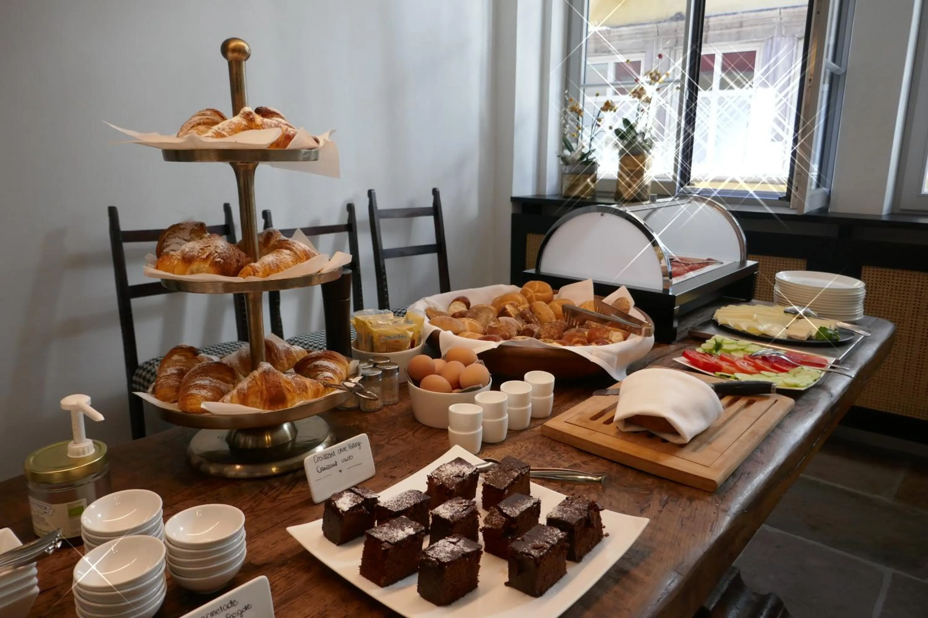 Breakfast in Goldenstern Townhouse