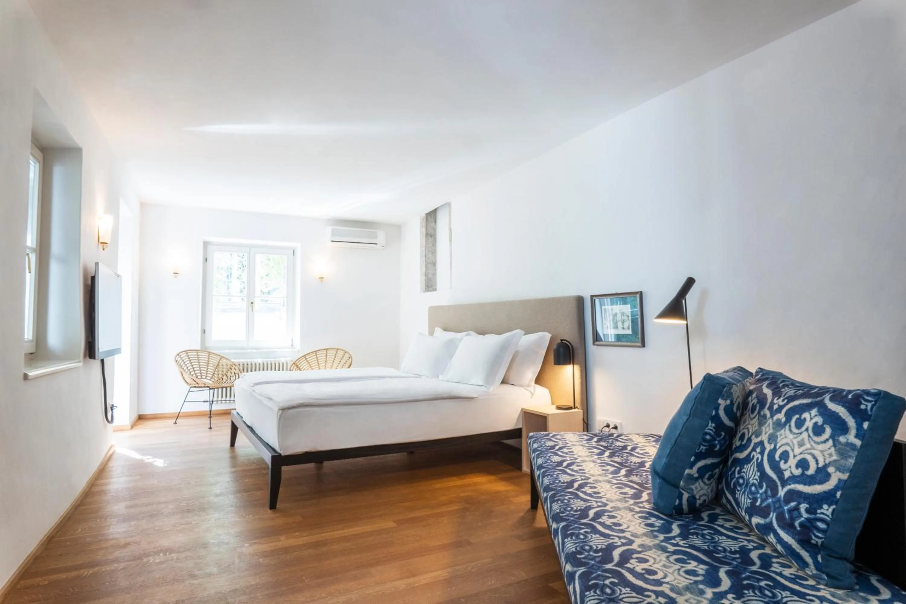 Photo of the whole room, Bed in Goldenstern Townhouse