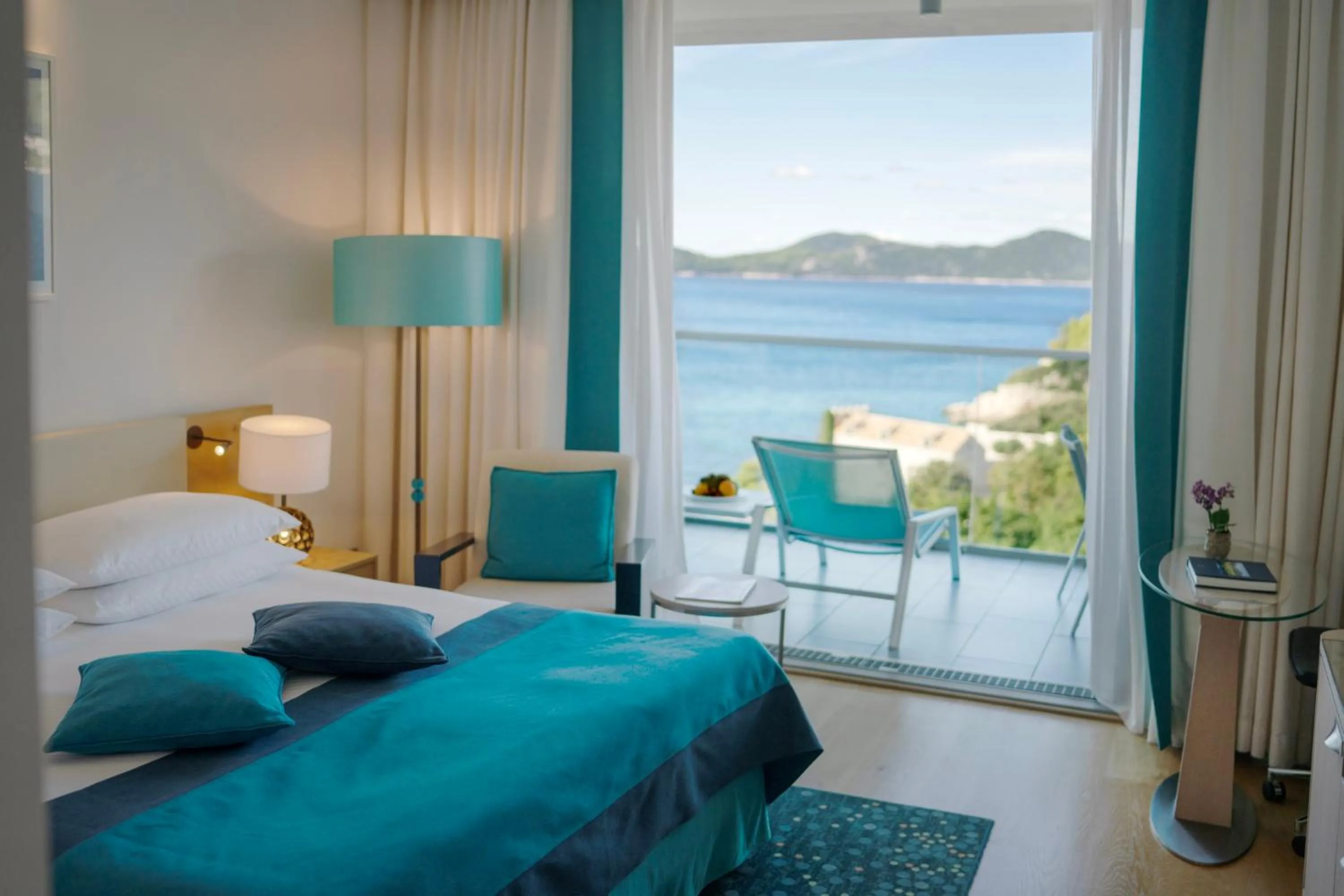 Bed in Sun Gardens Dubrovnik