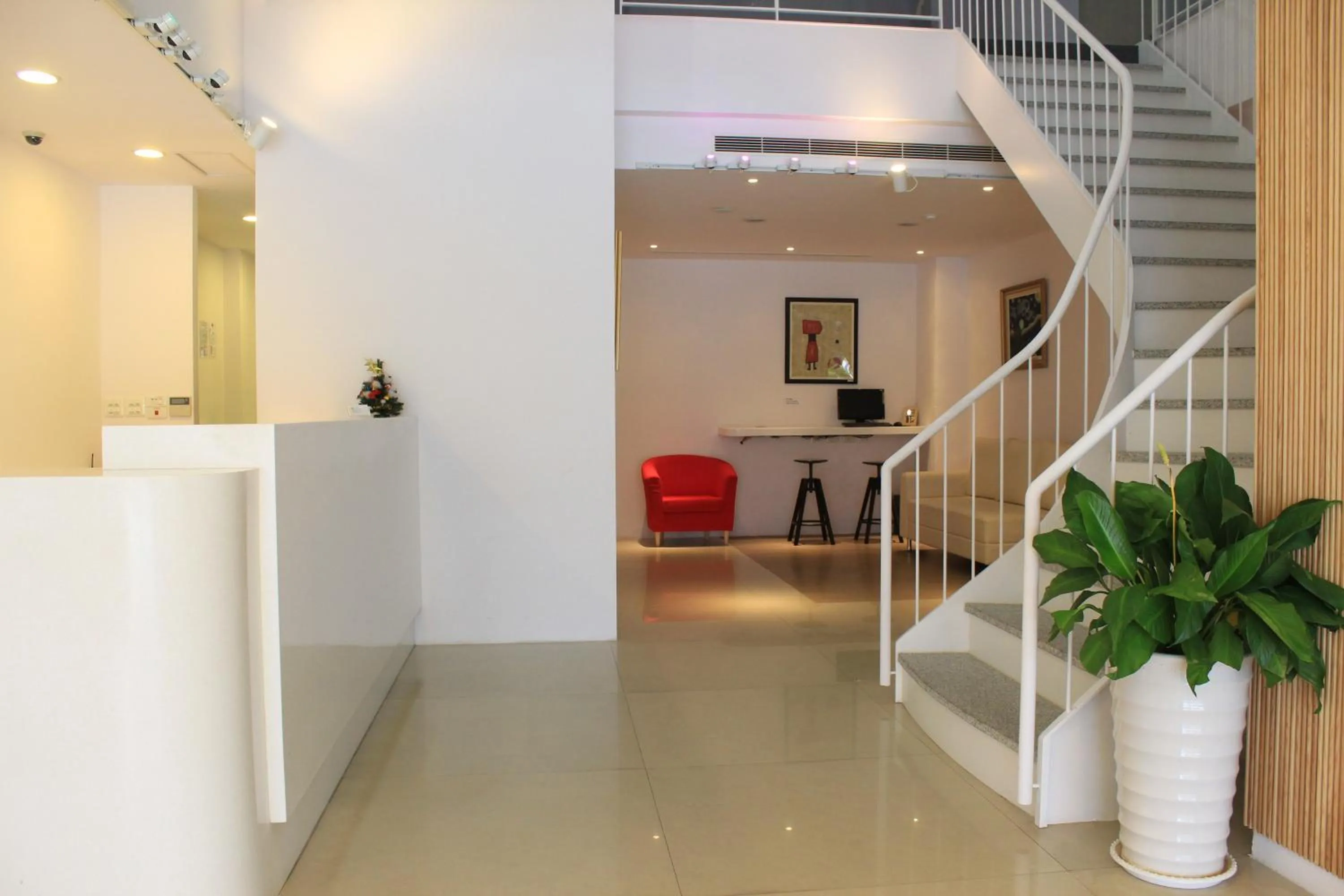 Lobby or reception in Sunnyside Hotel