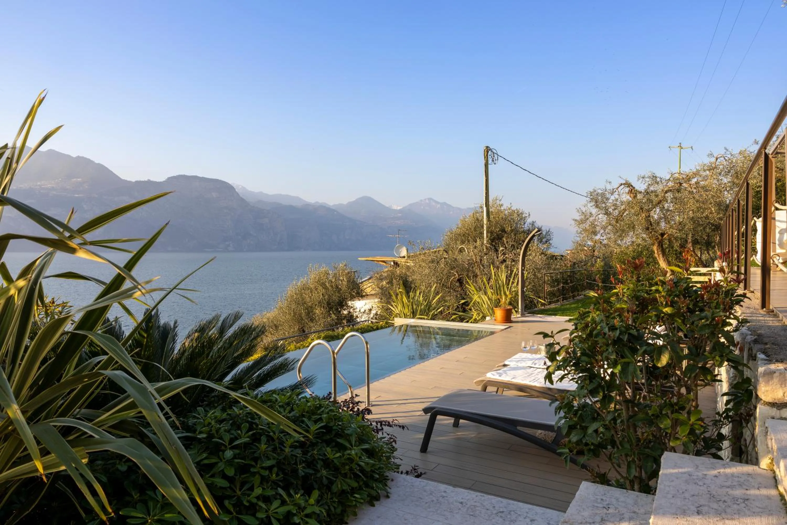 Natural landscape in Sunset Residence