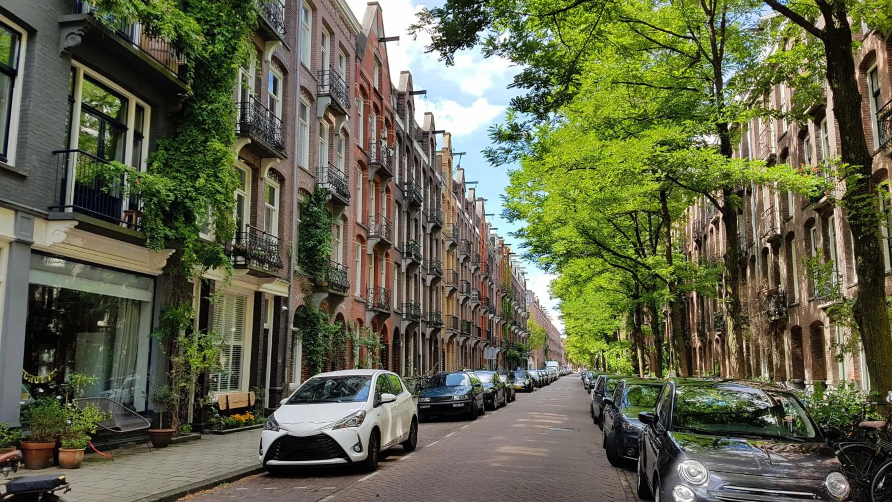 Neighbourhood in Leonardo Hotel Amsterdam Leidse Square